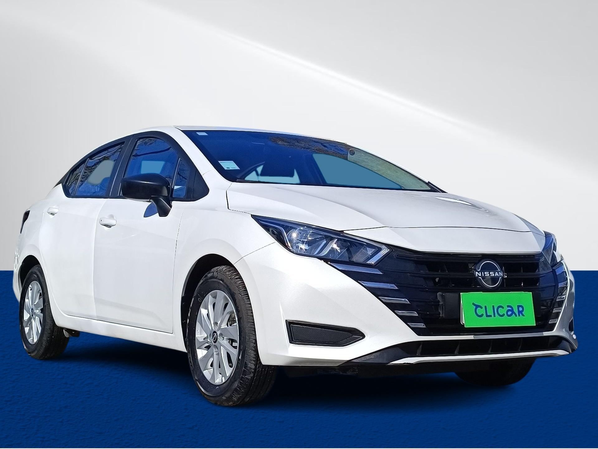 Automovil Nissan Versa