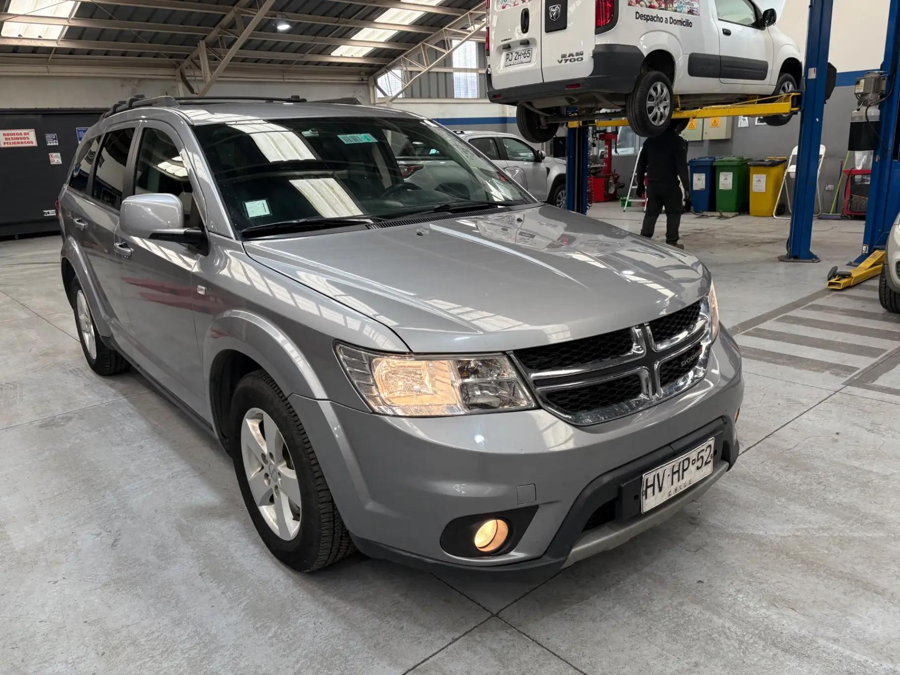Station Wagon Dodge Journey