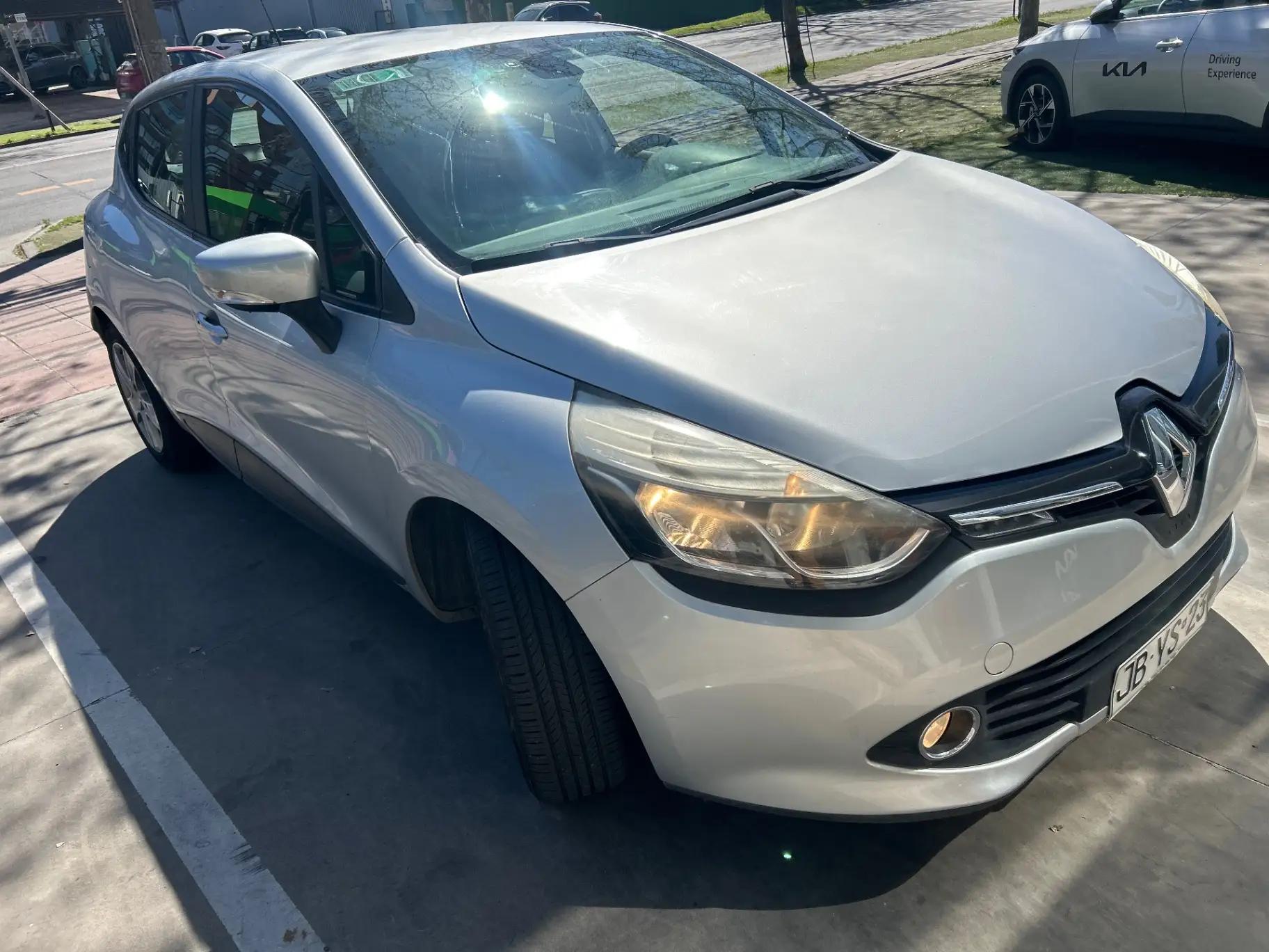 Hatchback Renault Clio