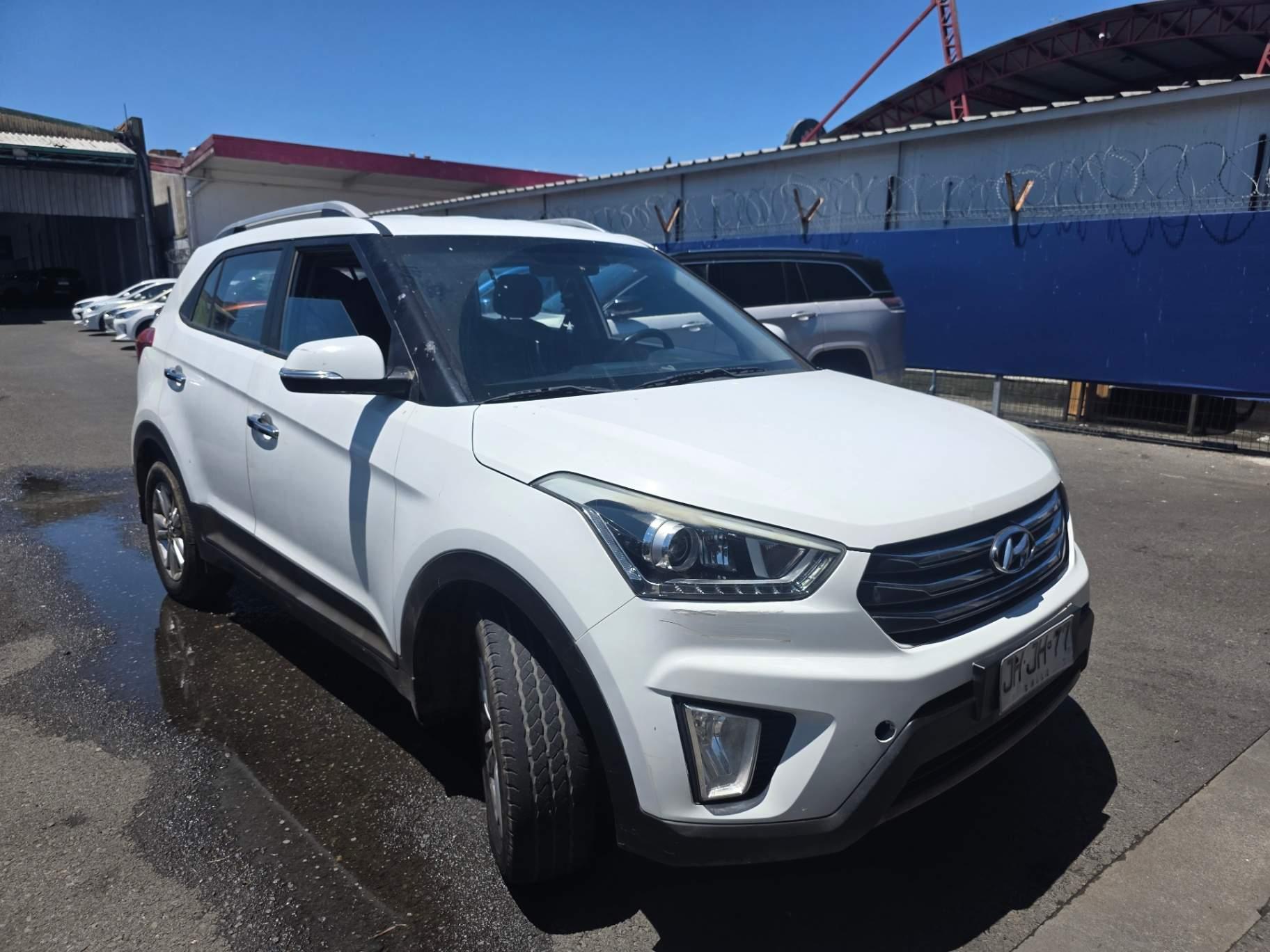 Station Wagon Hyundai Creta