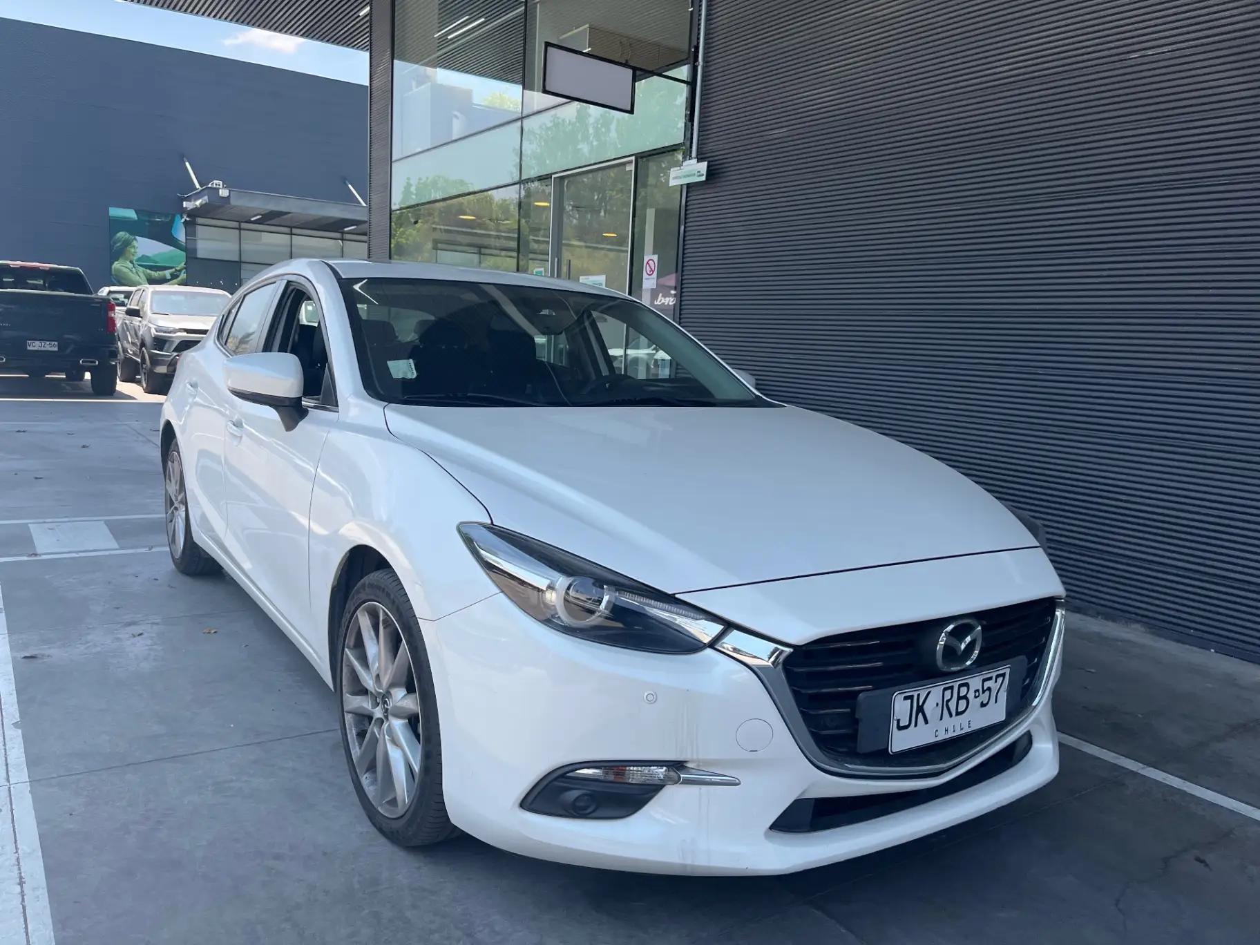 Sedan Mazda New 3