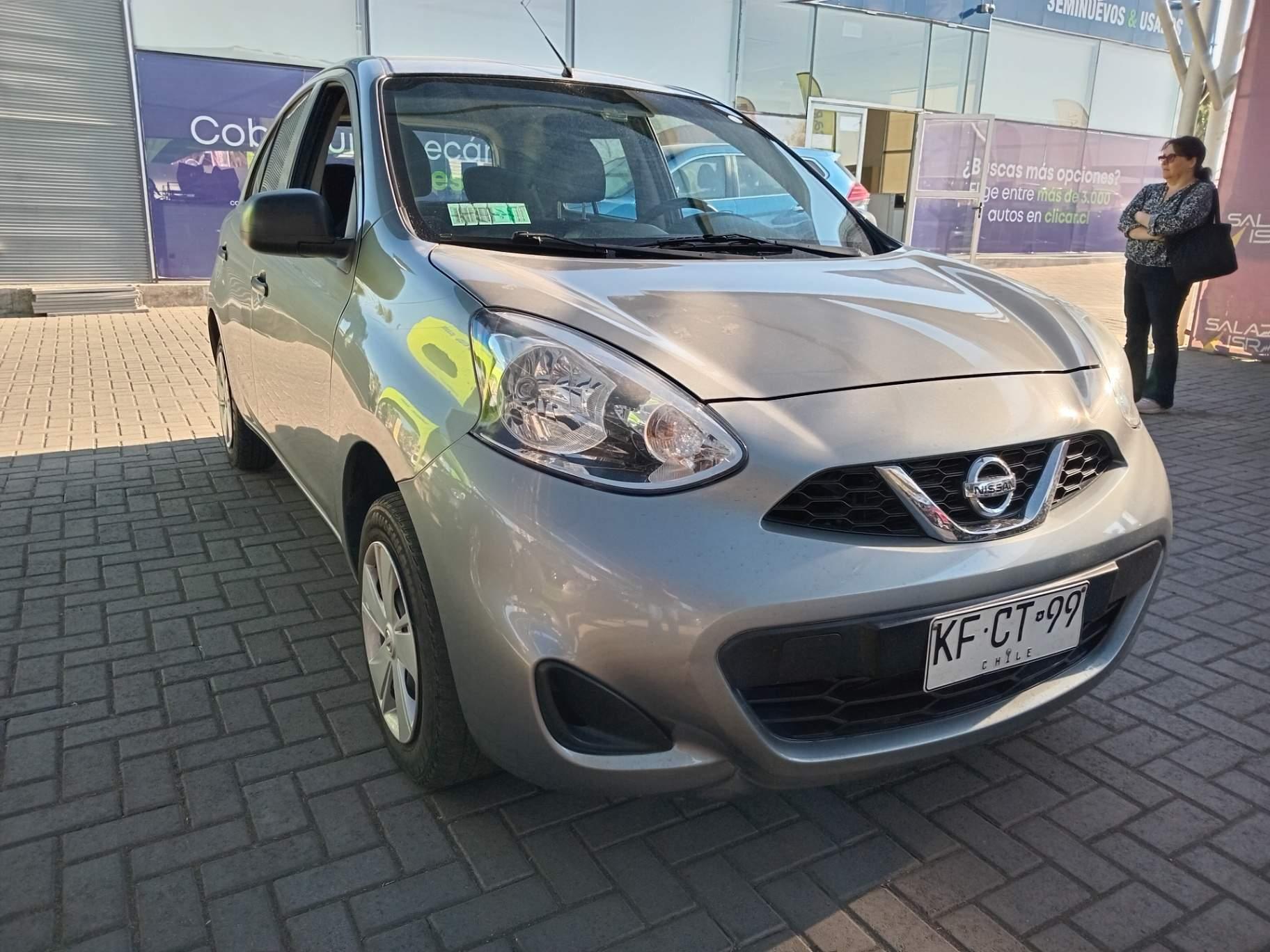 Automovil Nissan March