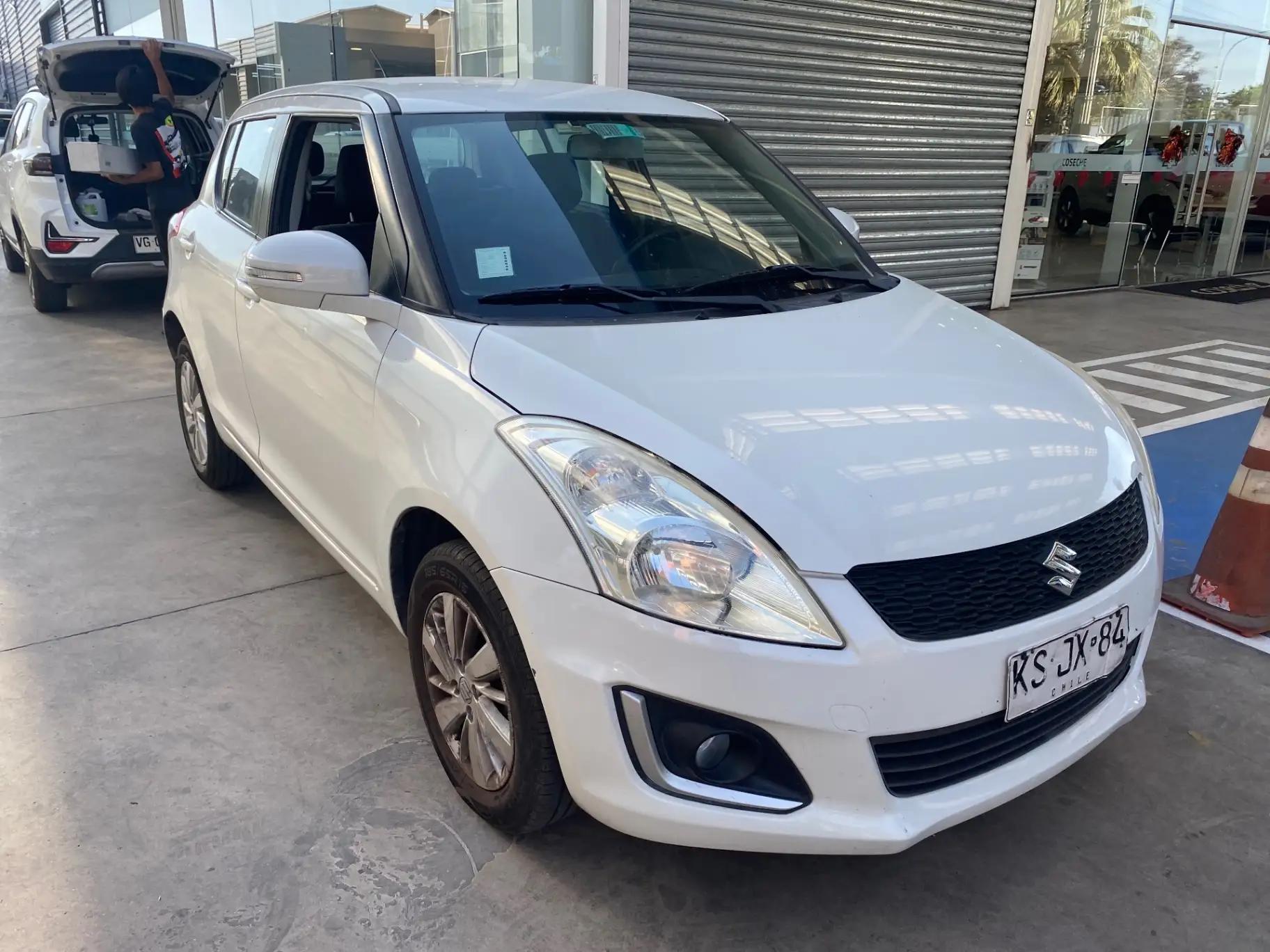 Automovil Suzuki Swift