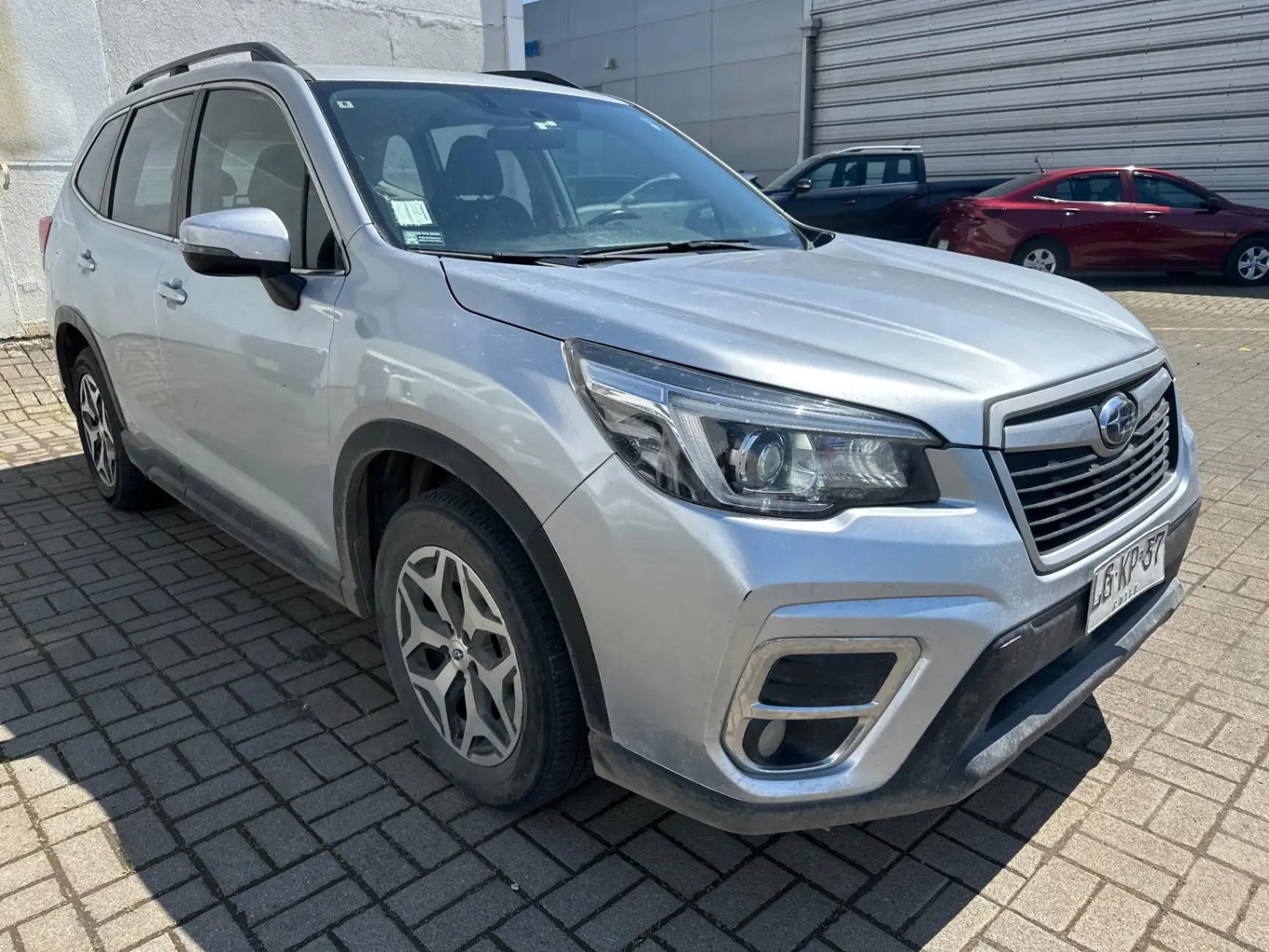 Station Wagon Subaru Forester