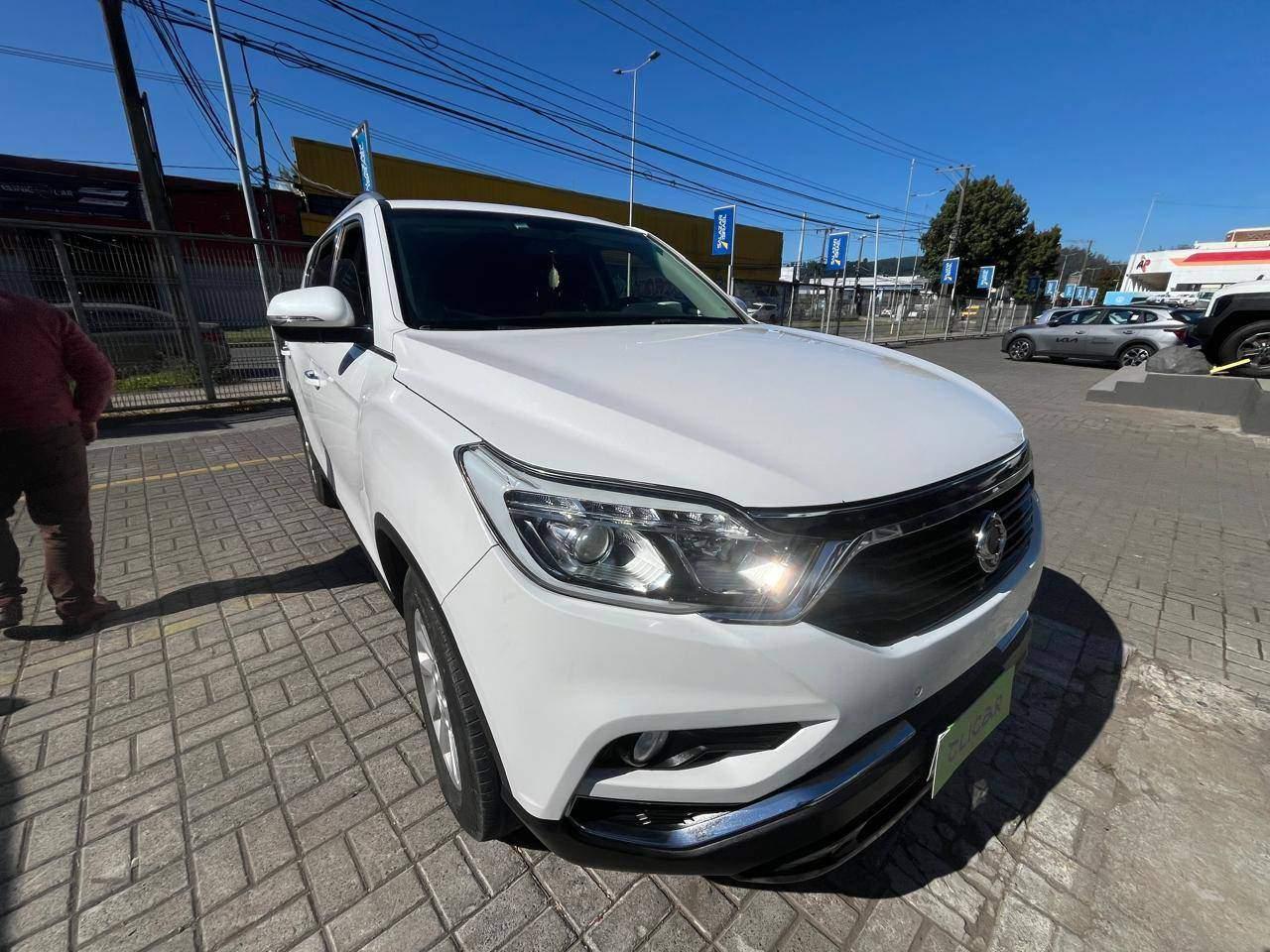 Suv Ssangyong Rexton