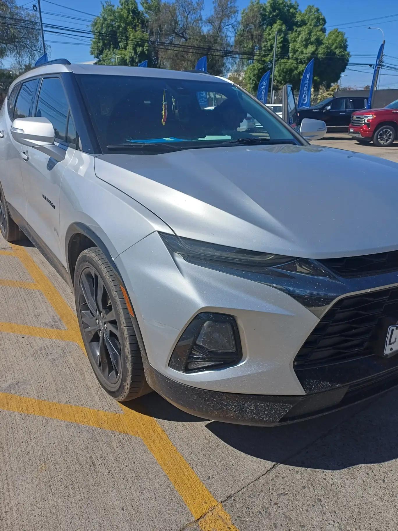 Station Wagon Chevrolet Blazer