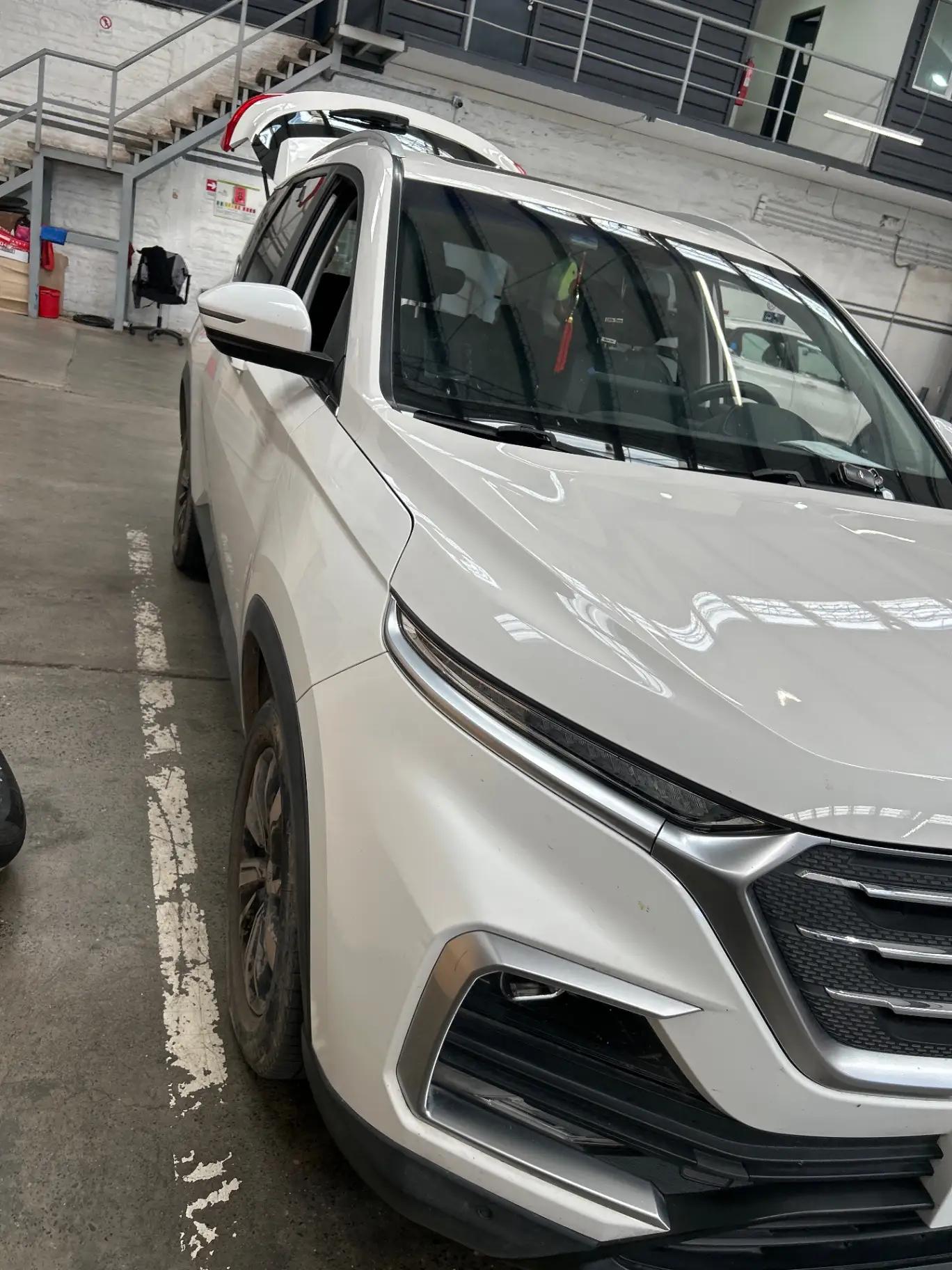 Station Wagon Chevrolet Captiva