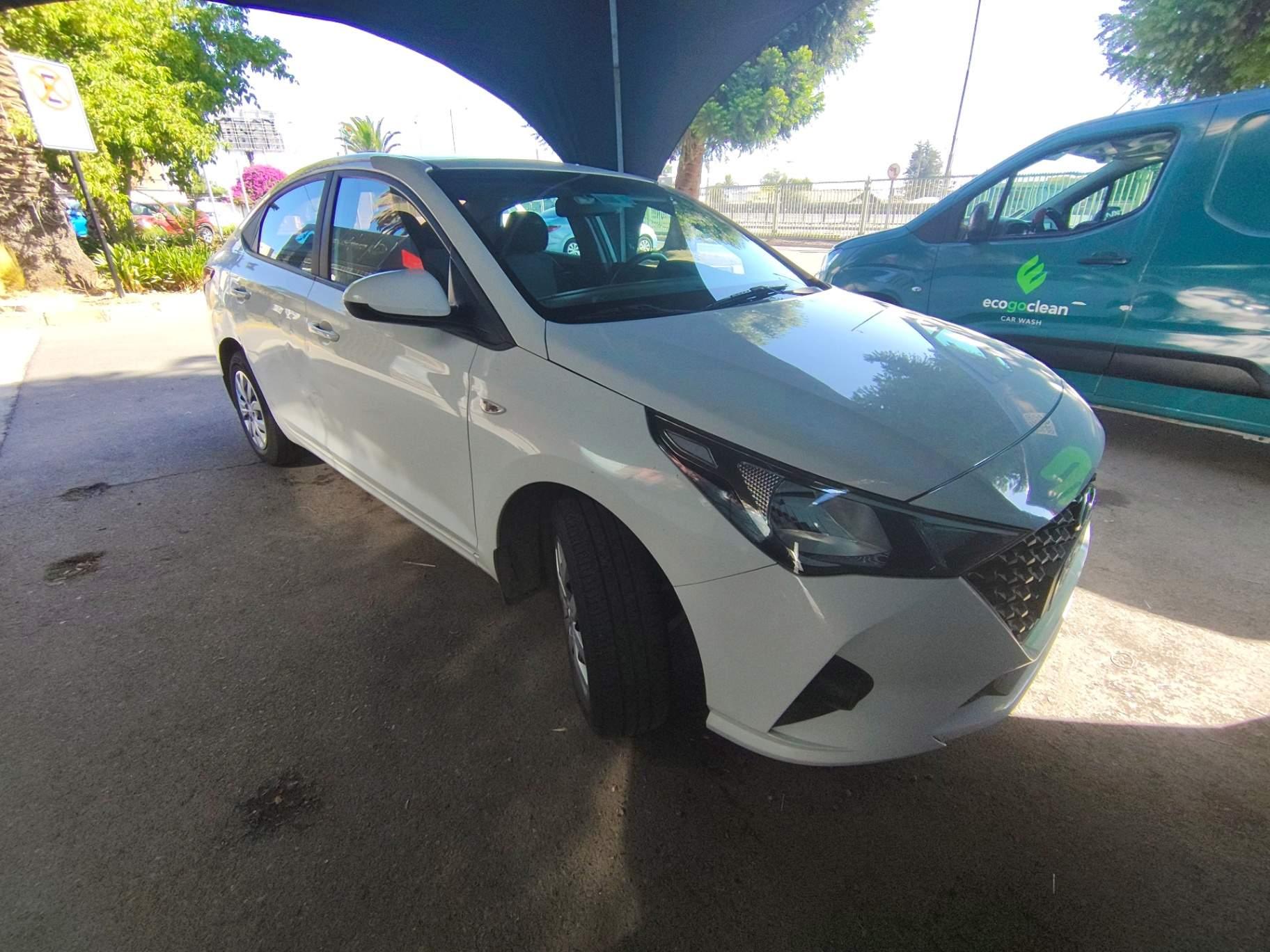 Automovil Hyundai Accent