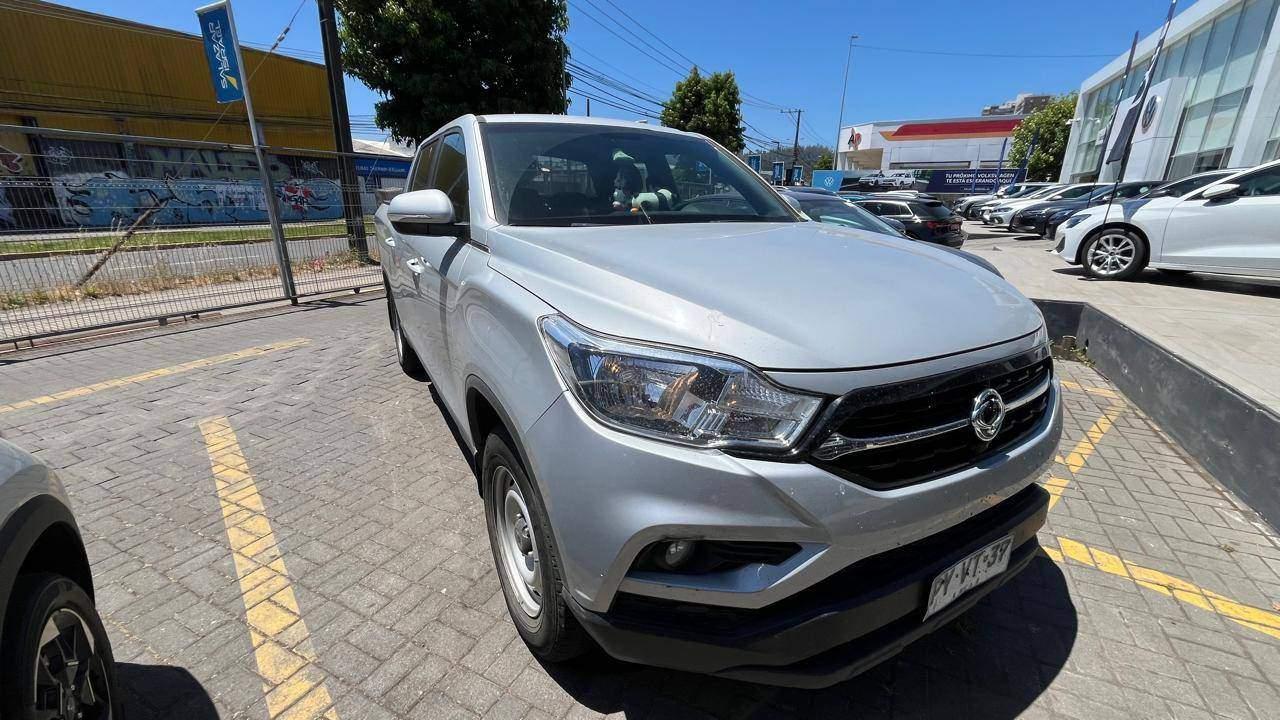 Camioneta Ssangyong Musso