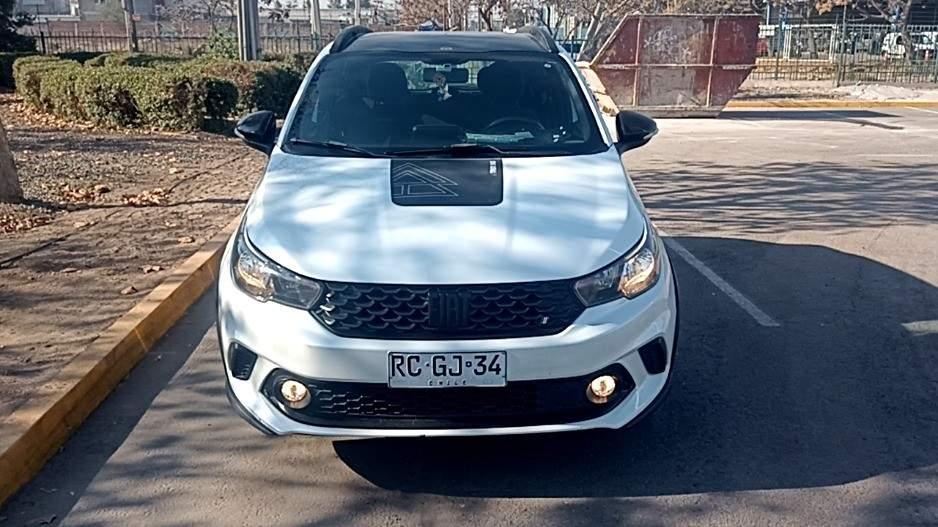Automovil Fiat Argo