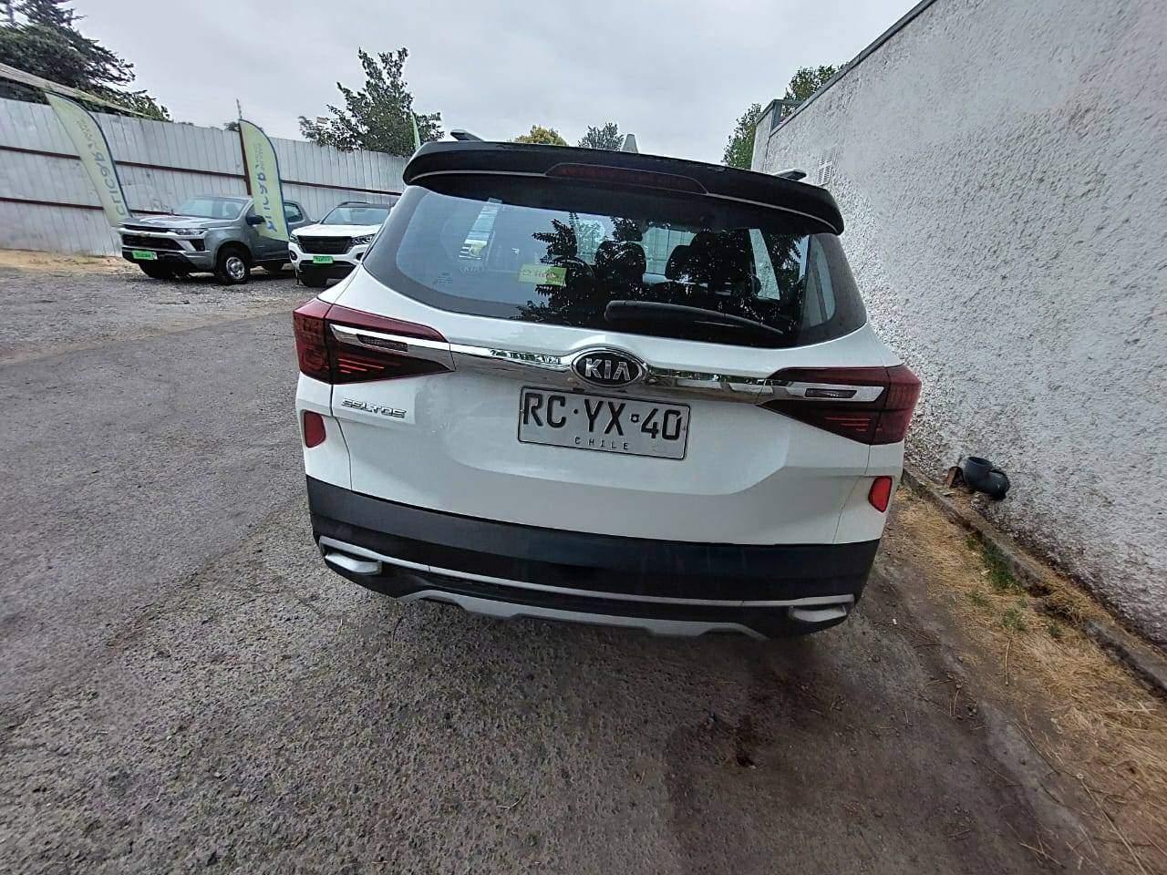 Station Wagon Kia Seltos