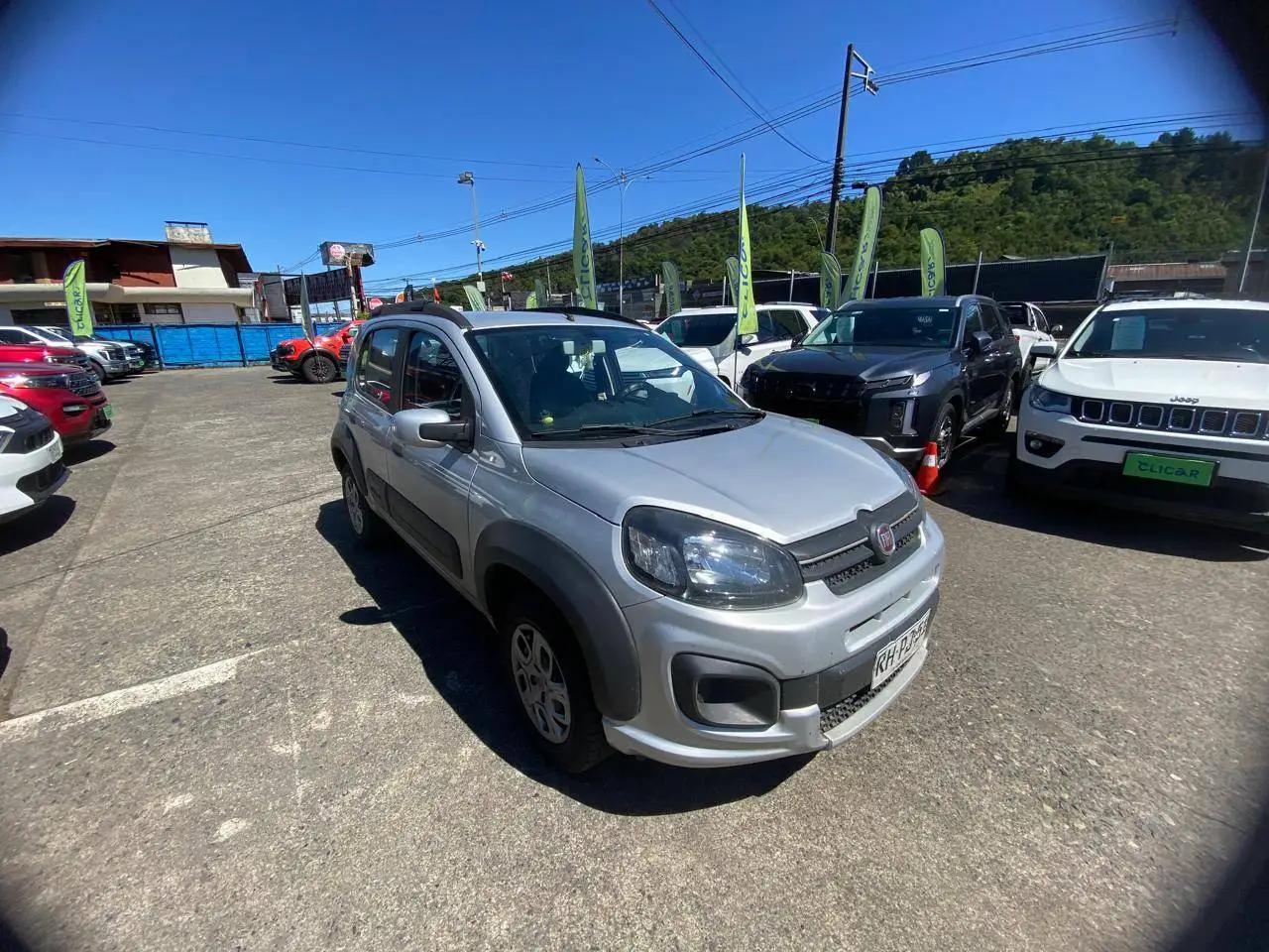 Automovil Fiat Uno Way