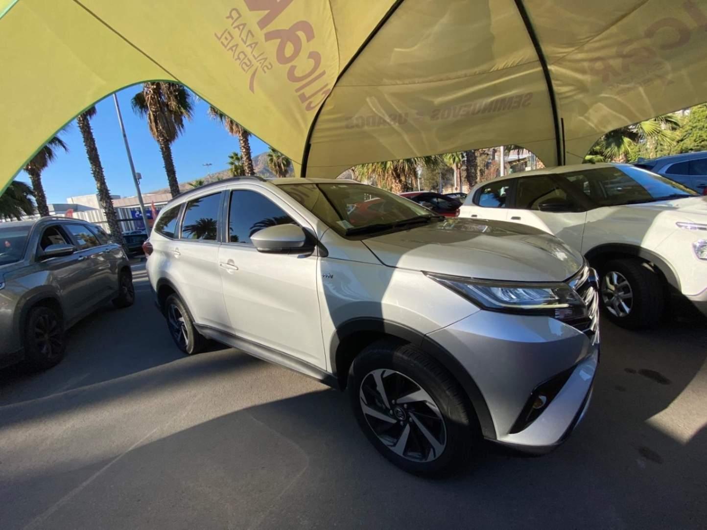 Suv Toyota Rush
