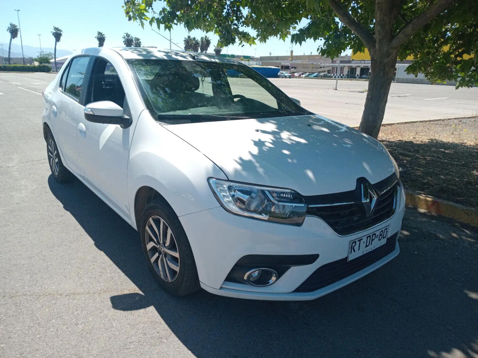 Automovil Renault Symbol