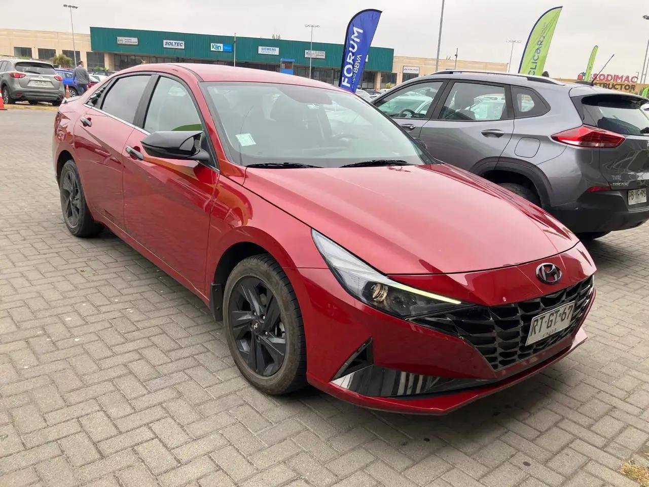 Sedan Hyundai Elantra