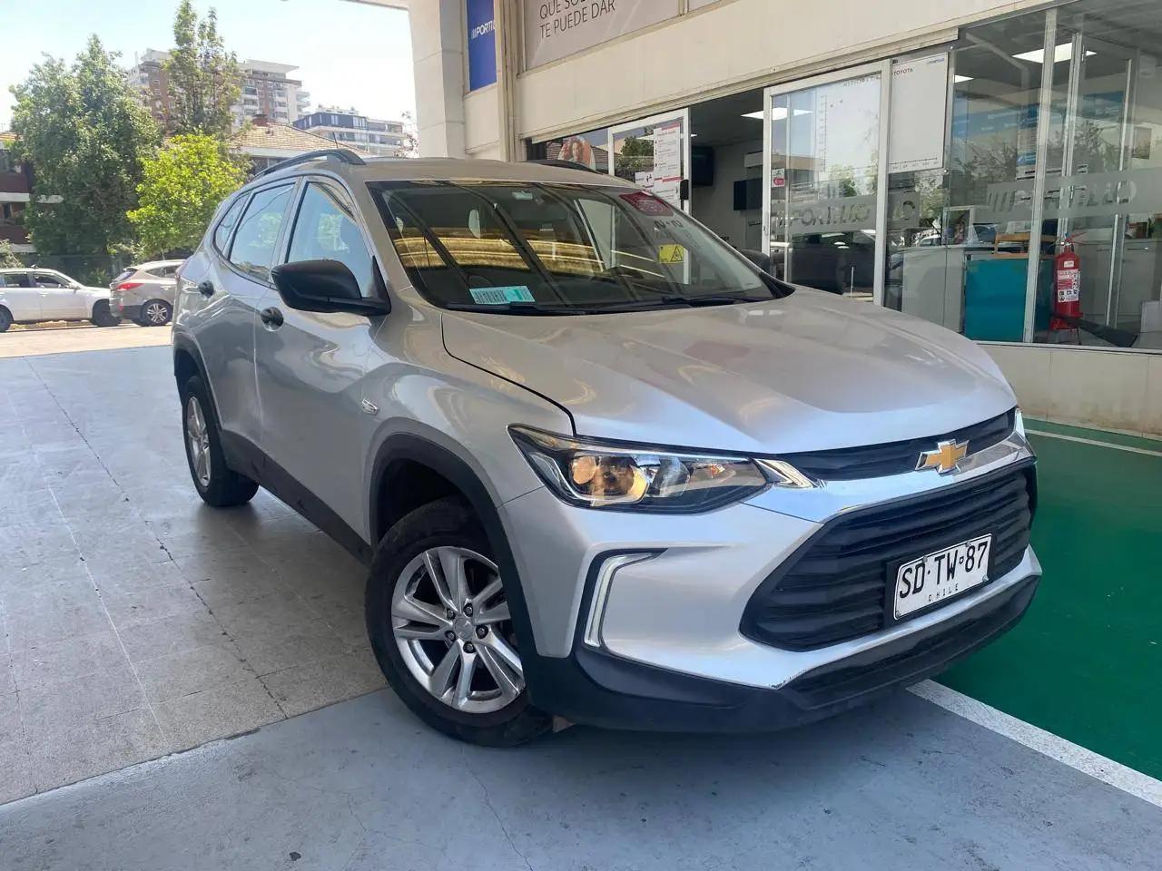 Station Wagon Chevrolet Tracker