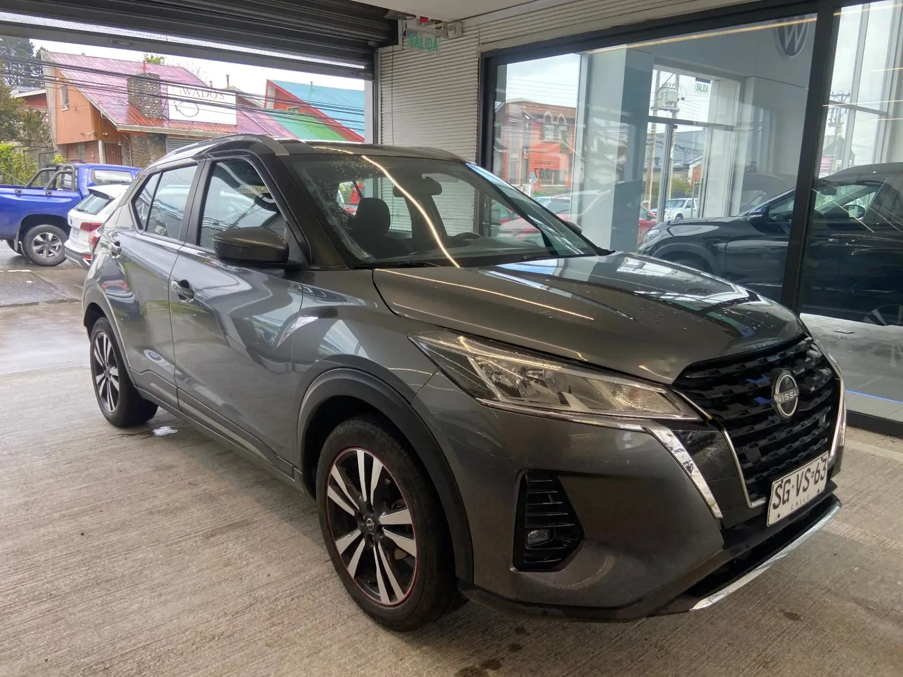 Automovil Nissan Kicks
