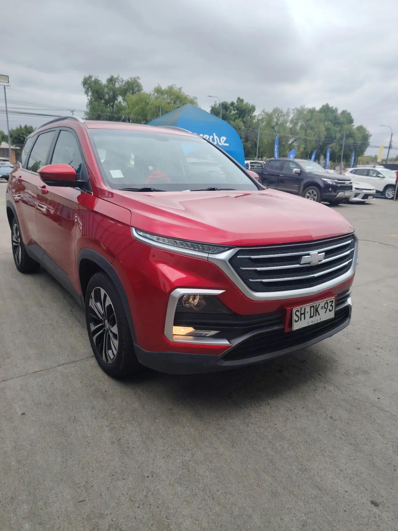 Station Wagon Chevrolet Captiva