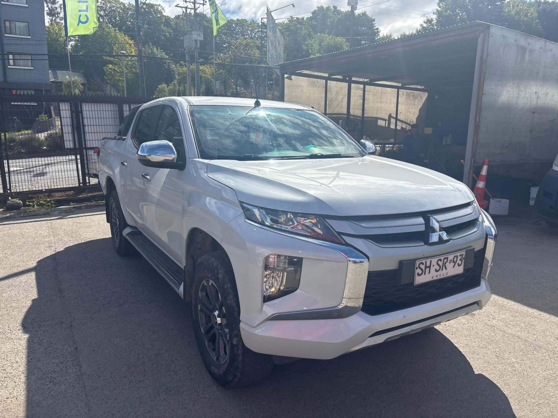 Camioneta Mitsubishi L200