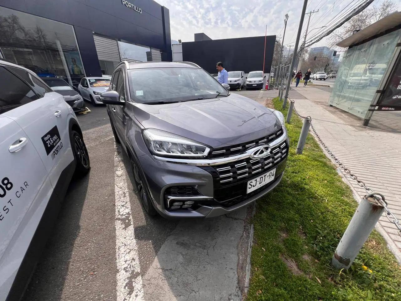 Station Wagon Chery Tiggo 8