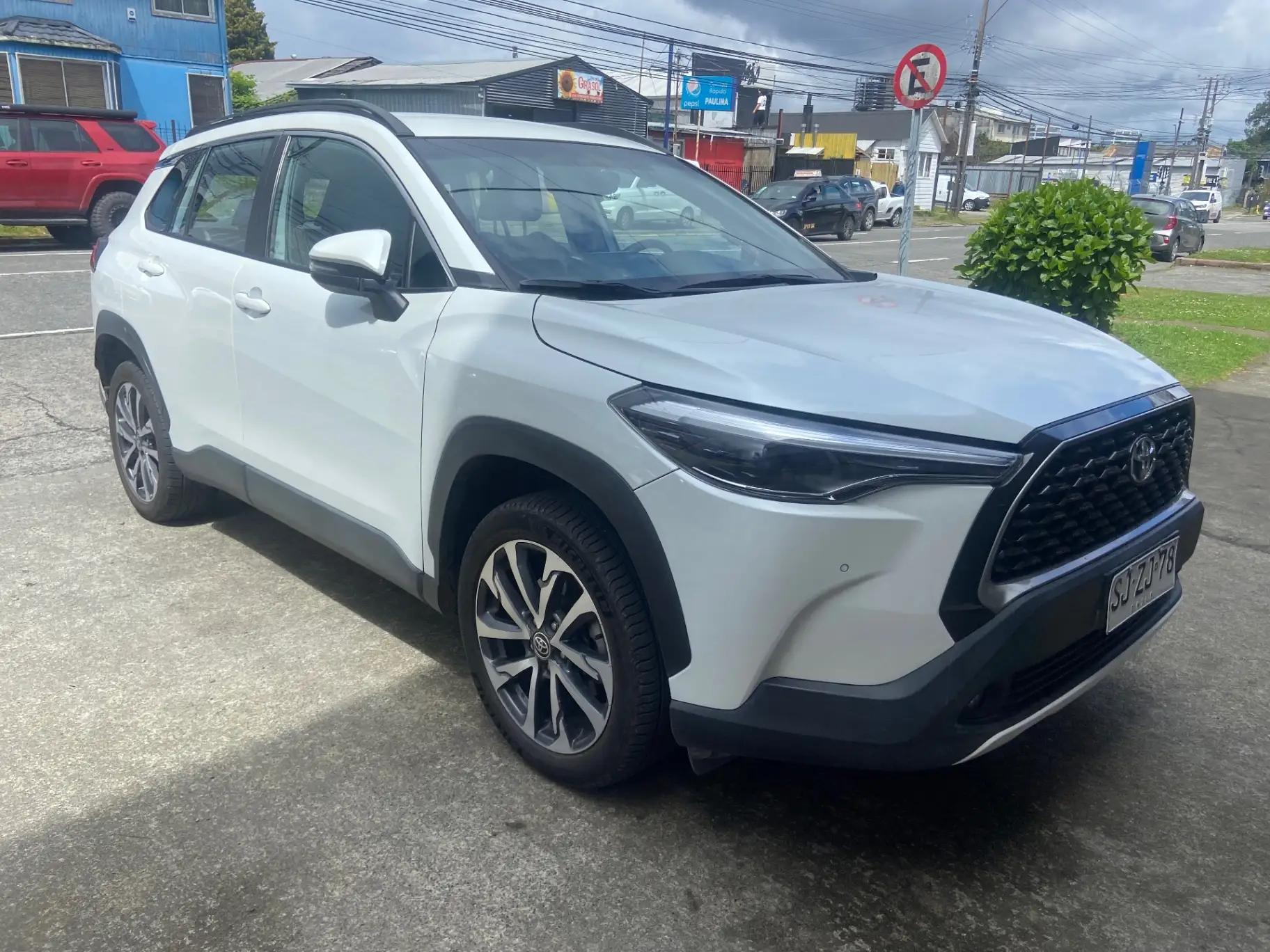 Station Wagon Toyota Corolla Cross