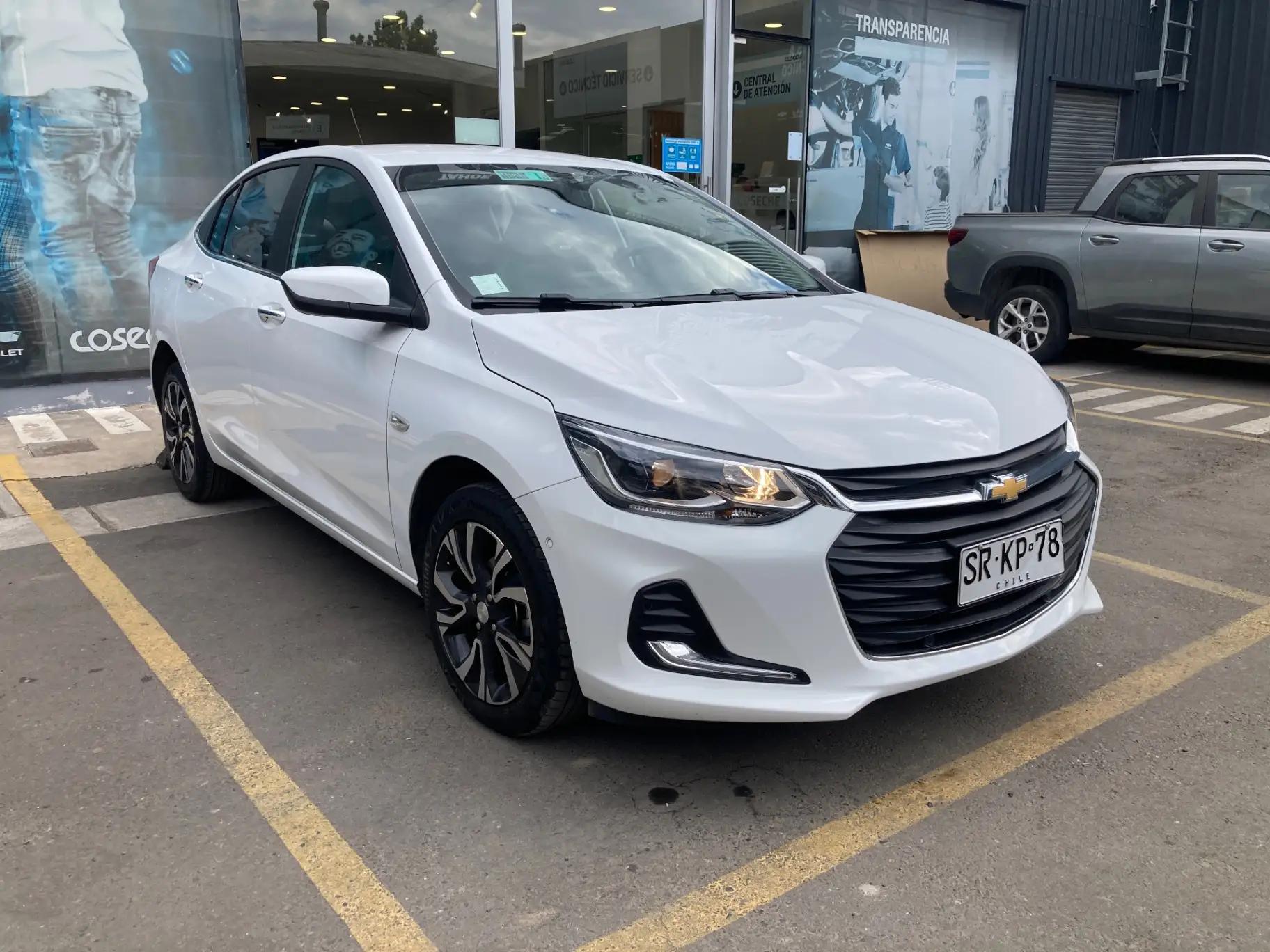 Automovil Chevrolet Onix Sedan