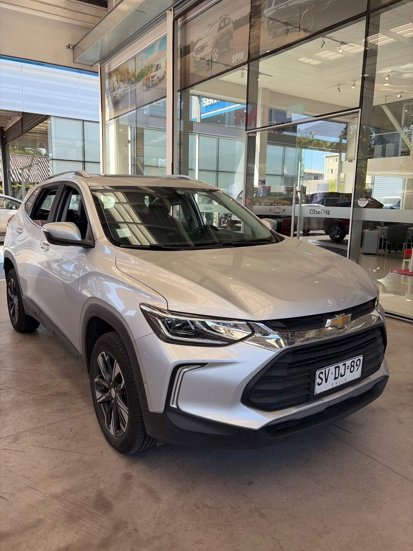 Station Wagon Chevrolet Tracker