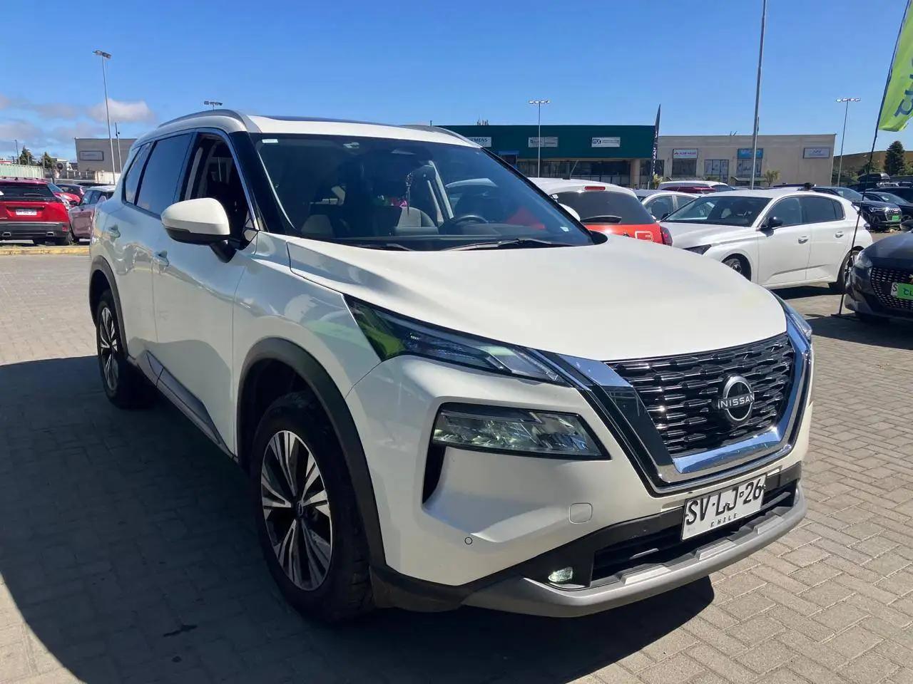 Station Wagon Nissan X-trail