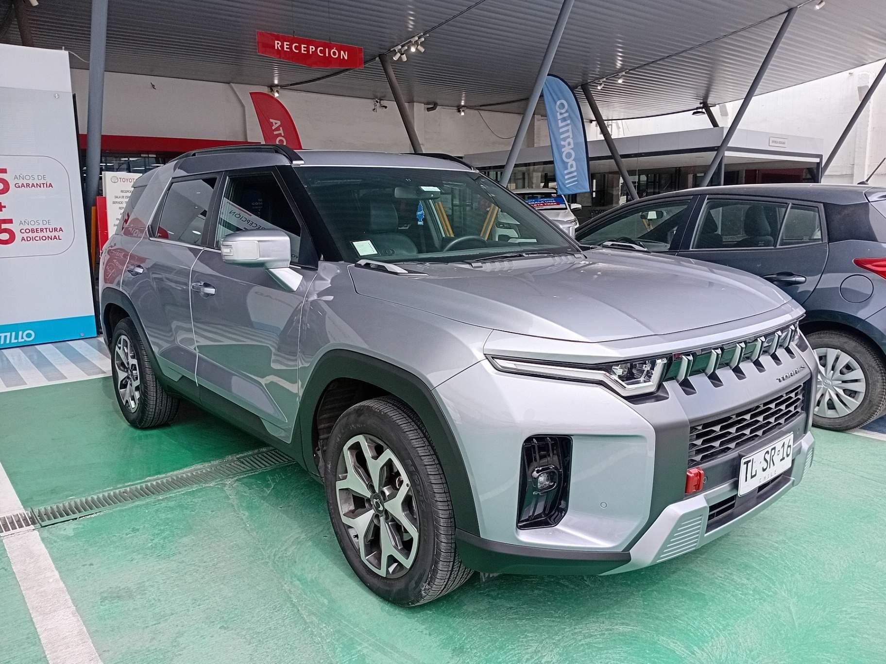 Station Wagon Ssangyong Torres