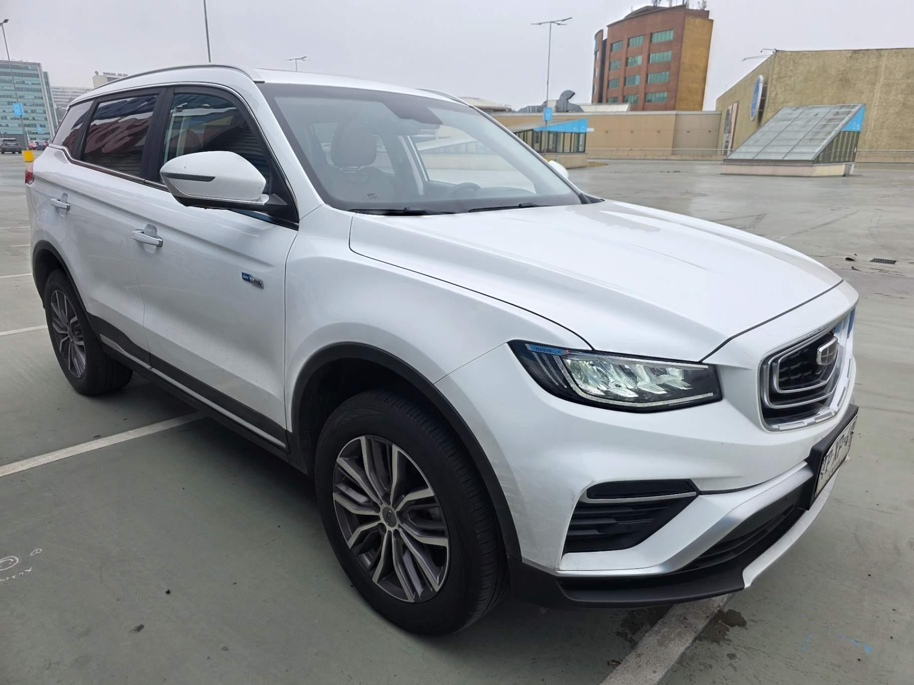 Suv Geely Azkarra