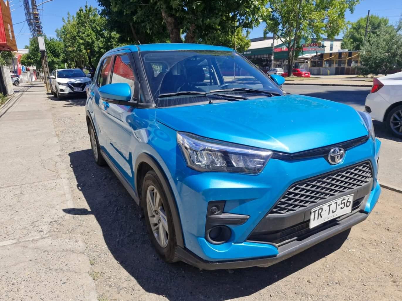 Station Wagon Toyota Raize