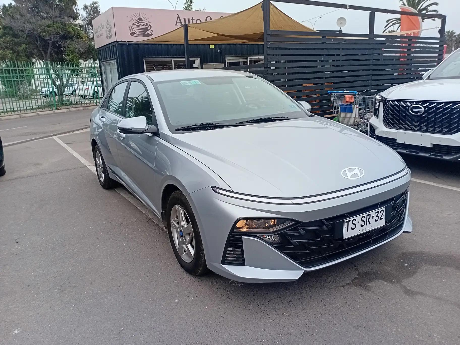 Automovil Hyundai Accent