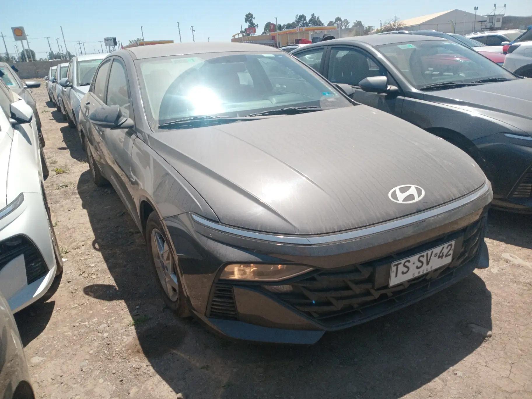 Automovil Hyundai Accent