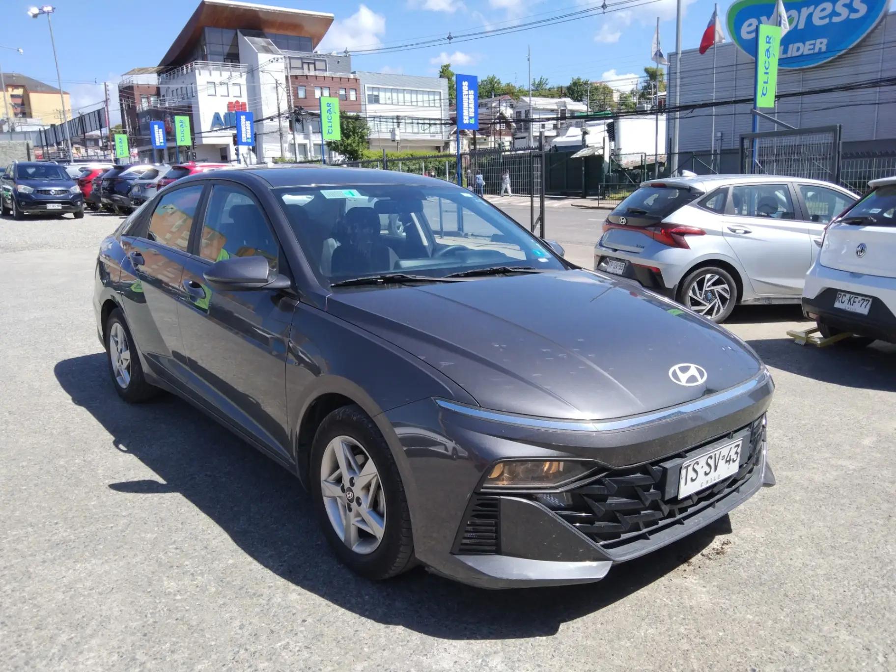 Automovil Hyundai Accent