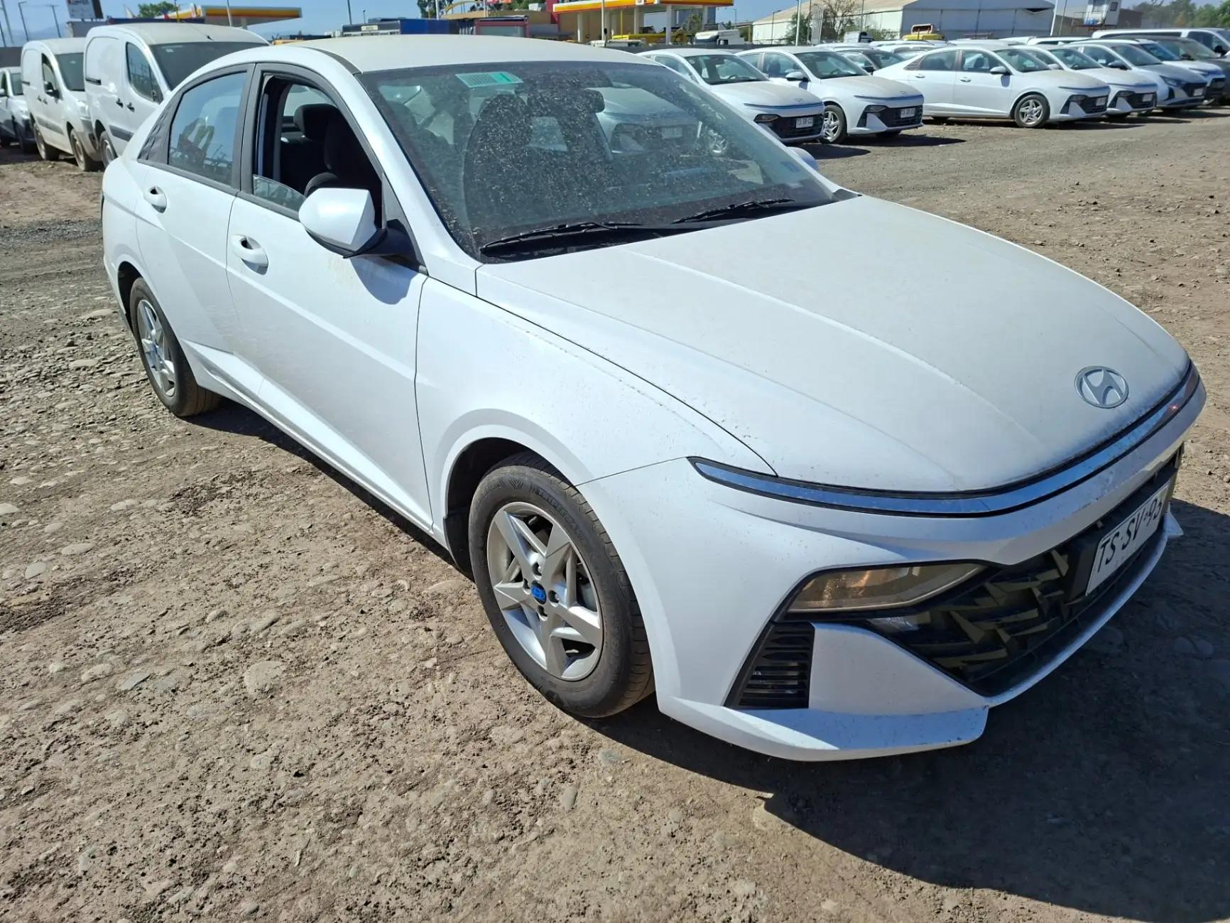 Automovil Hyundai Accent