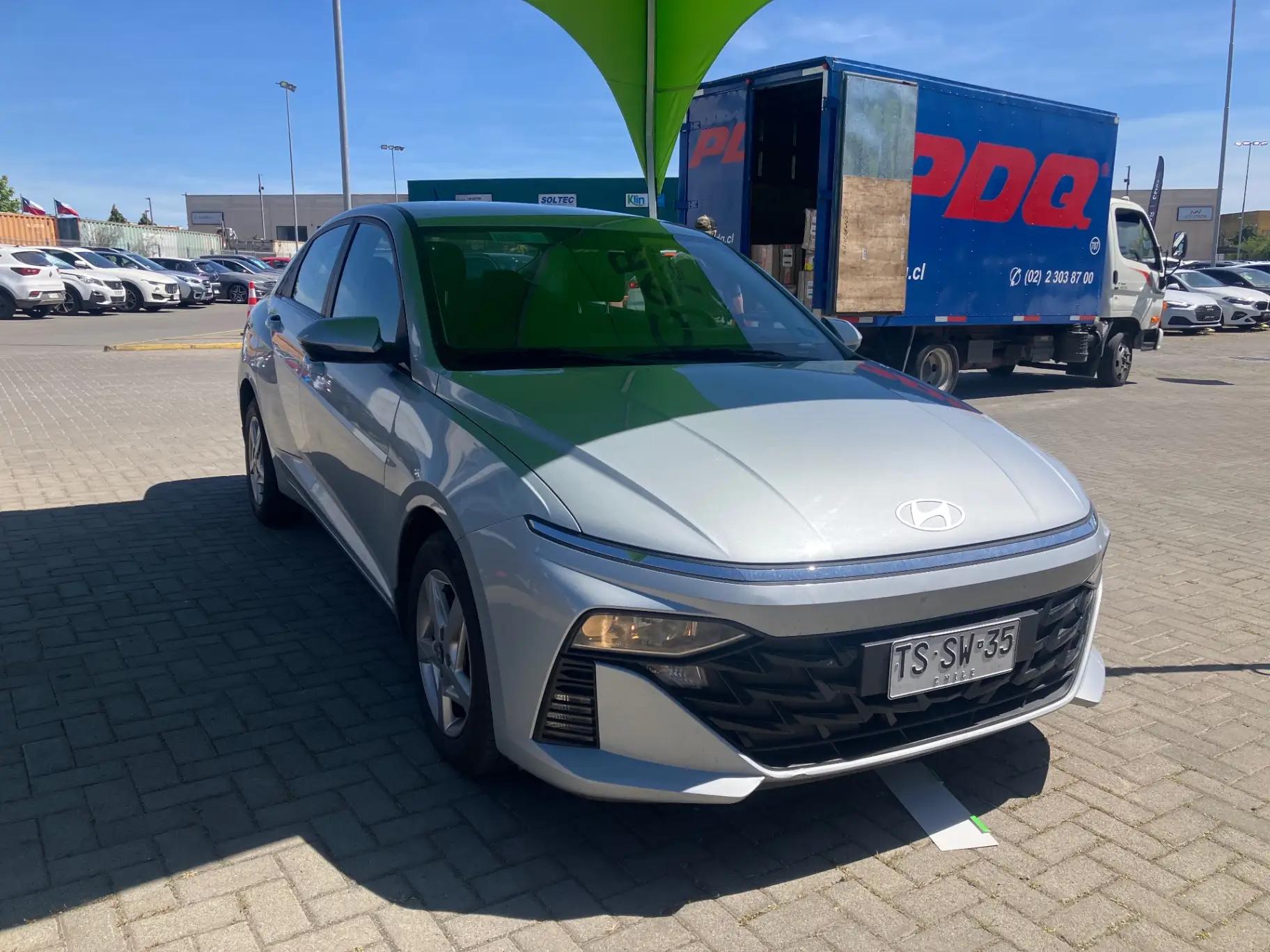 Automovil Hyundai Accent