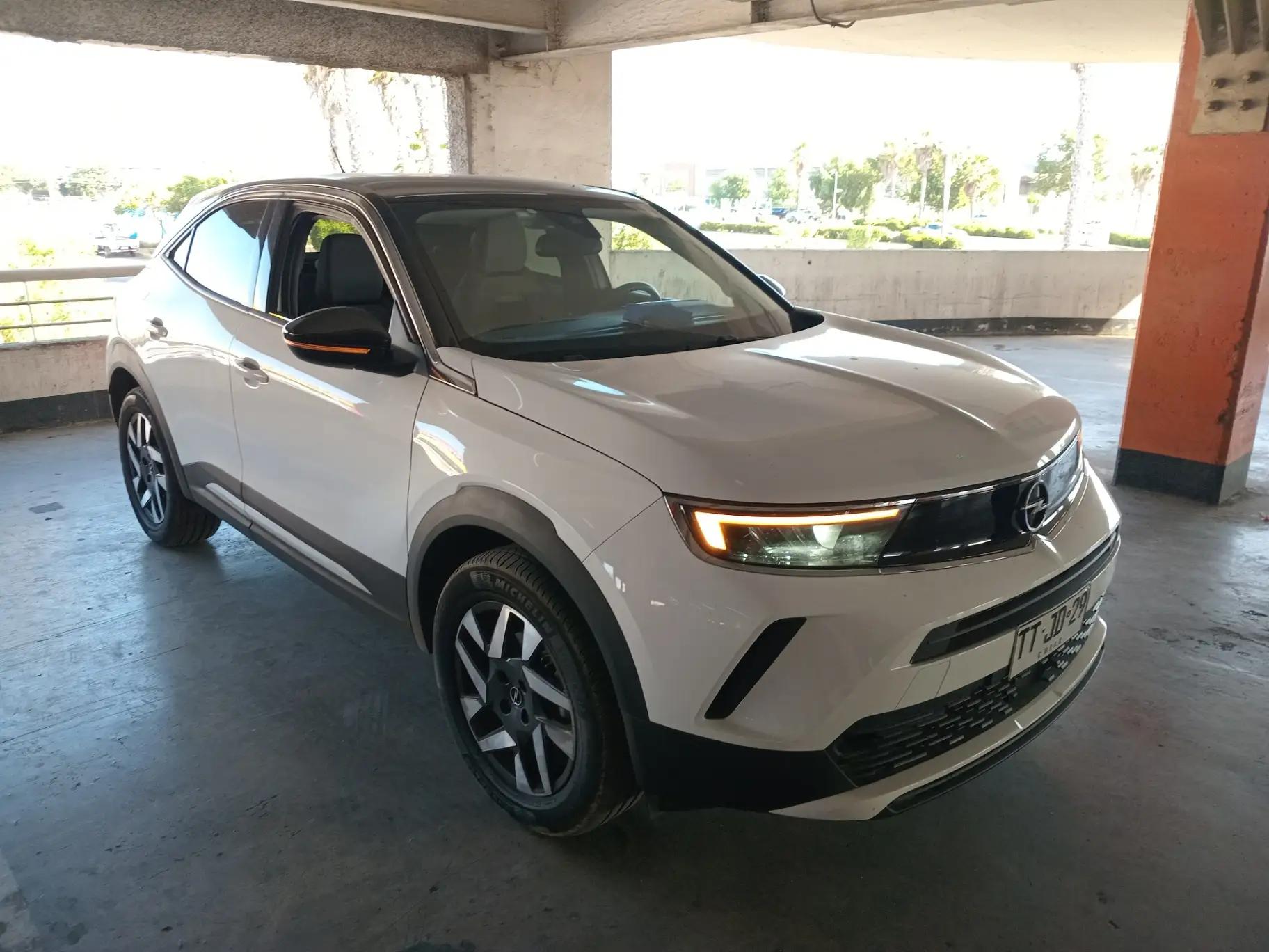 Station Wagon Opel Mokka