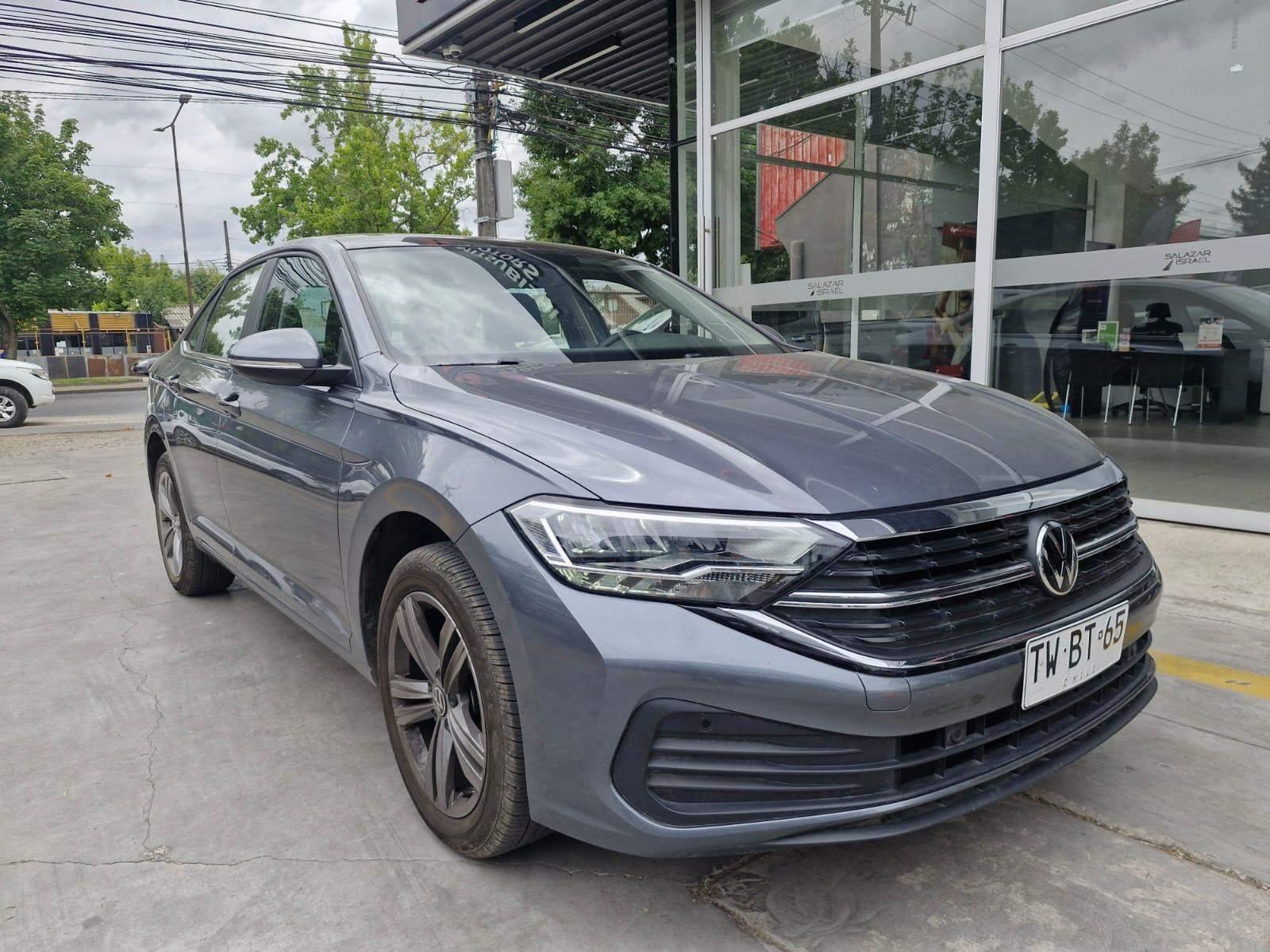 Automovil Volkswagen Jetta