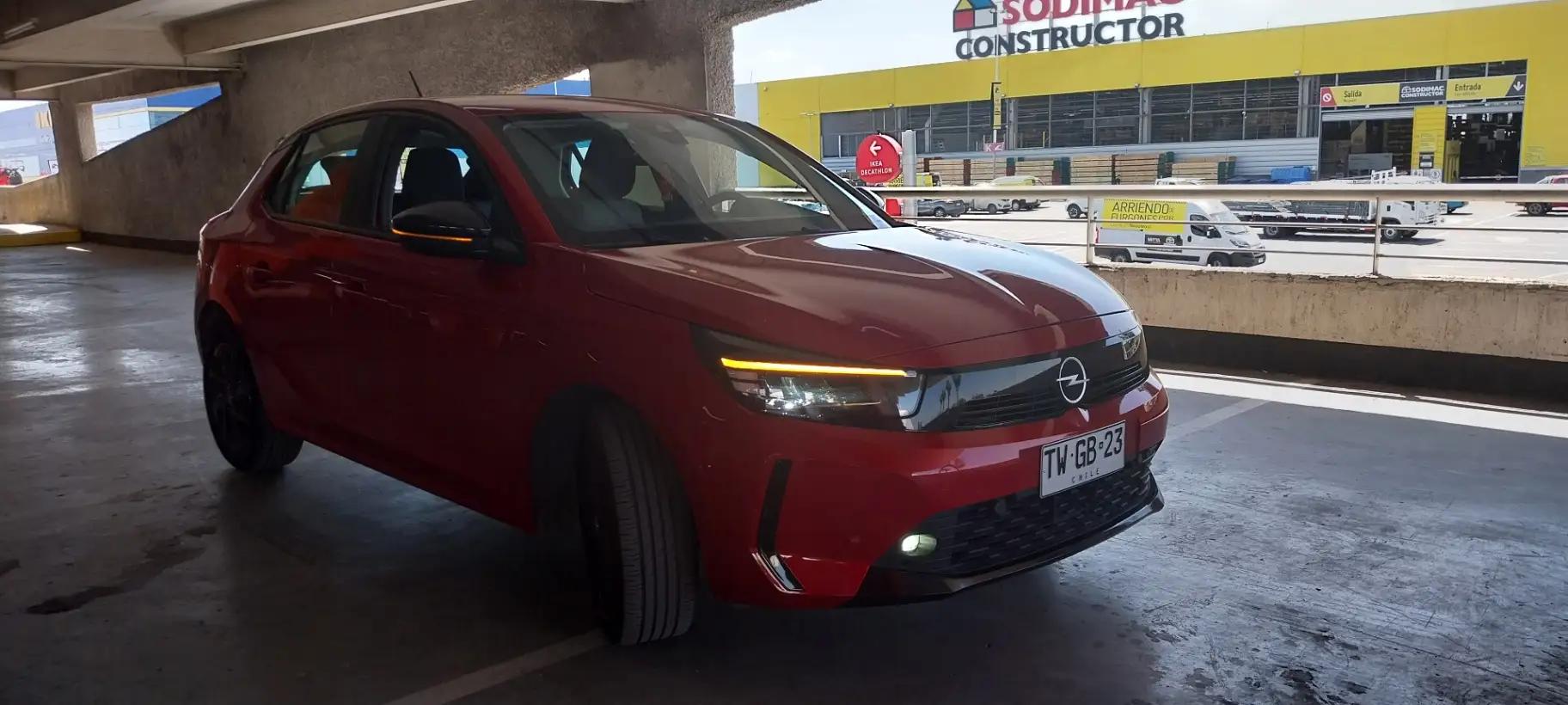 Automovil Opel New Corsa