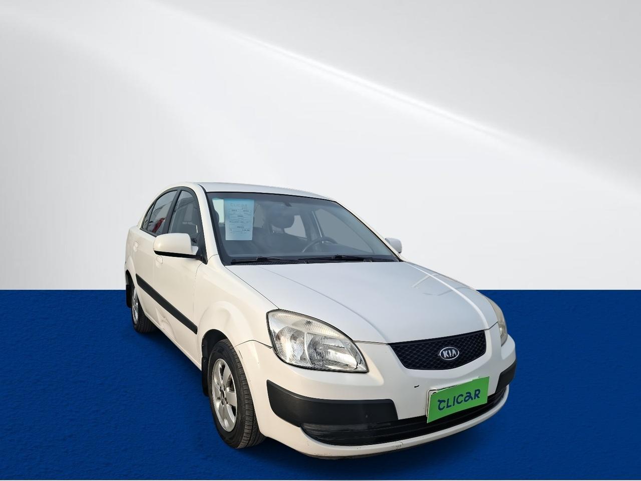 Automovil Kia Rio