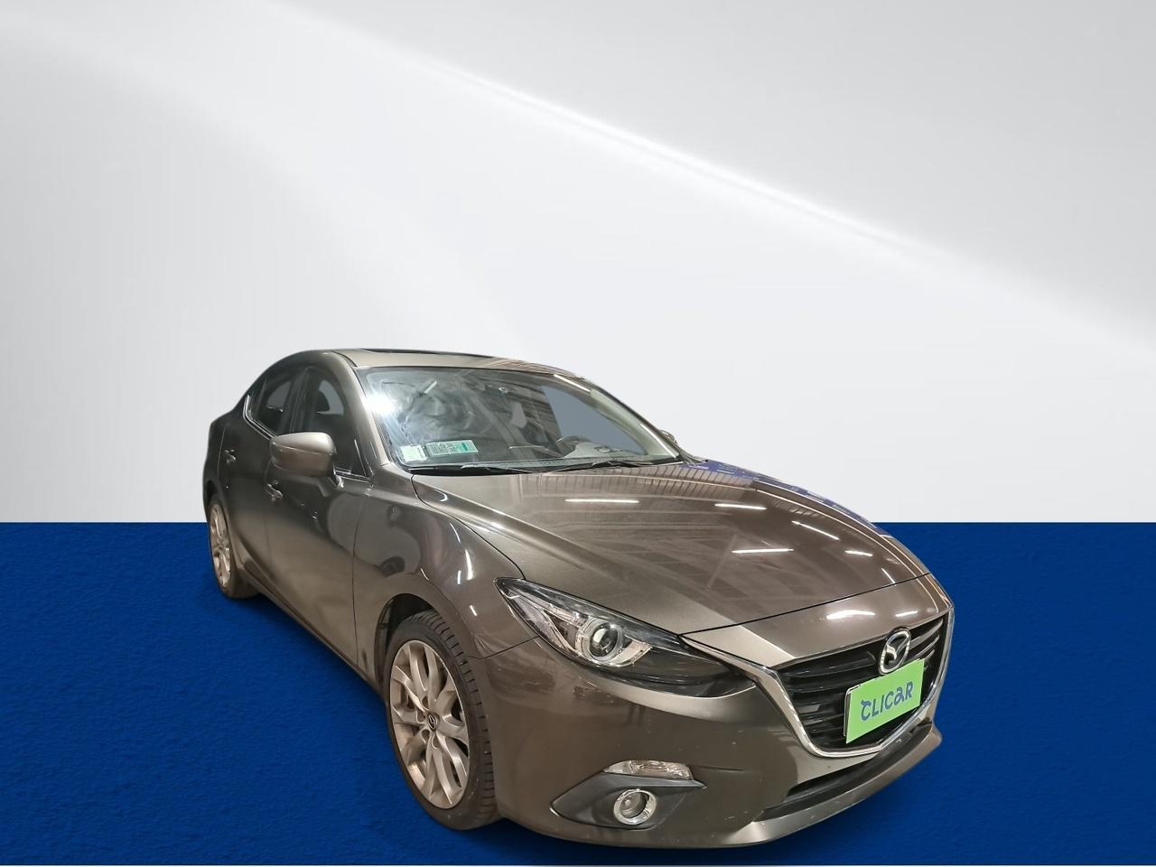 Automovil Mazda 3
