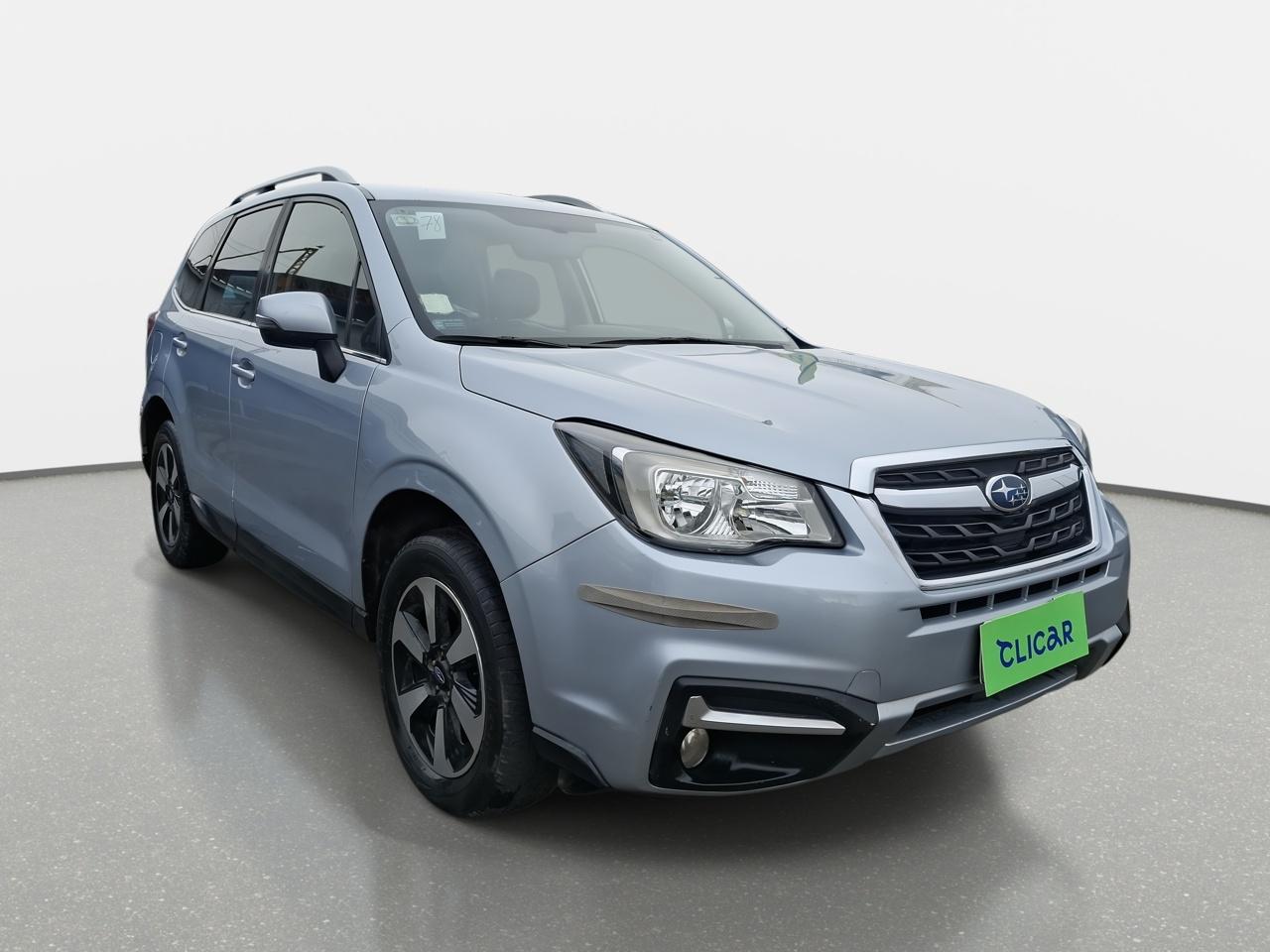 Station Wagon Subaru Forester