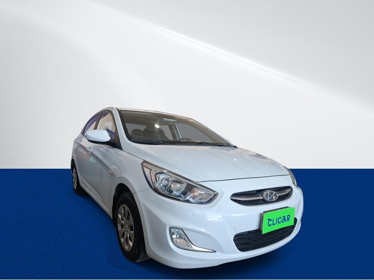 Automovil Hyundai Accent Sedan