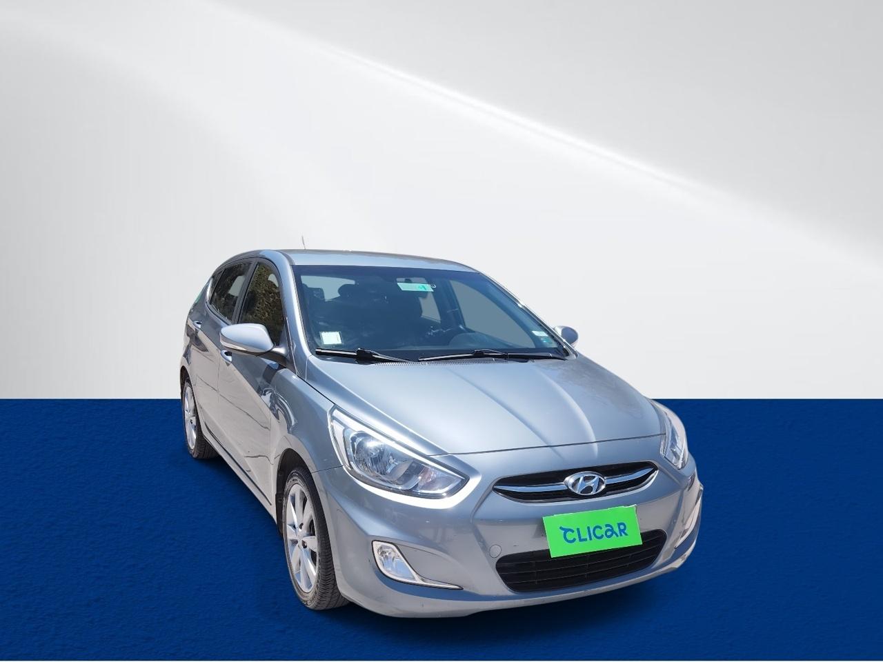 Automovil Hyundai Accent