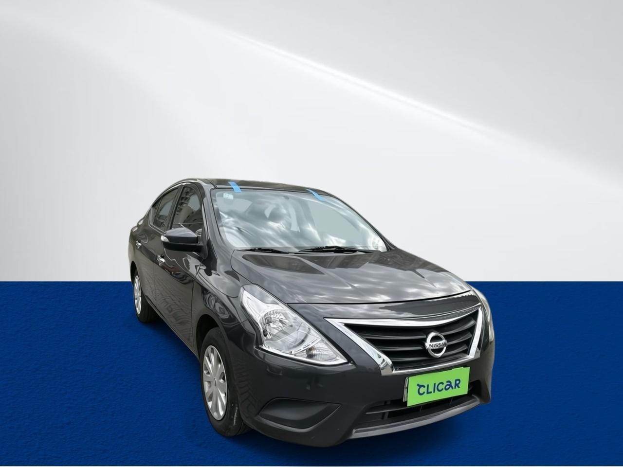 Automovil Nissan Versa