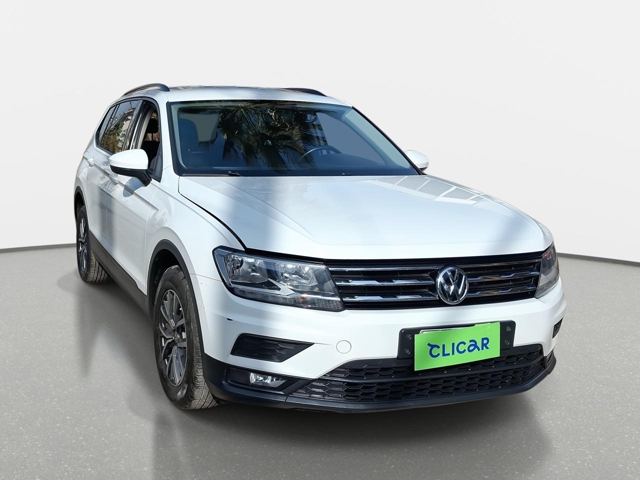 Sedan Volkswagen Tiguan