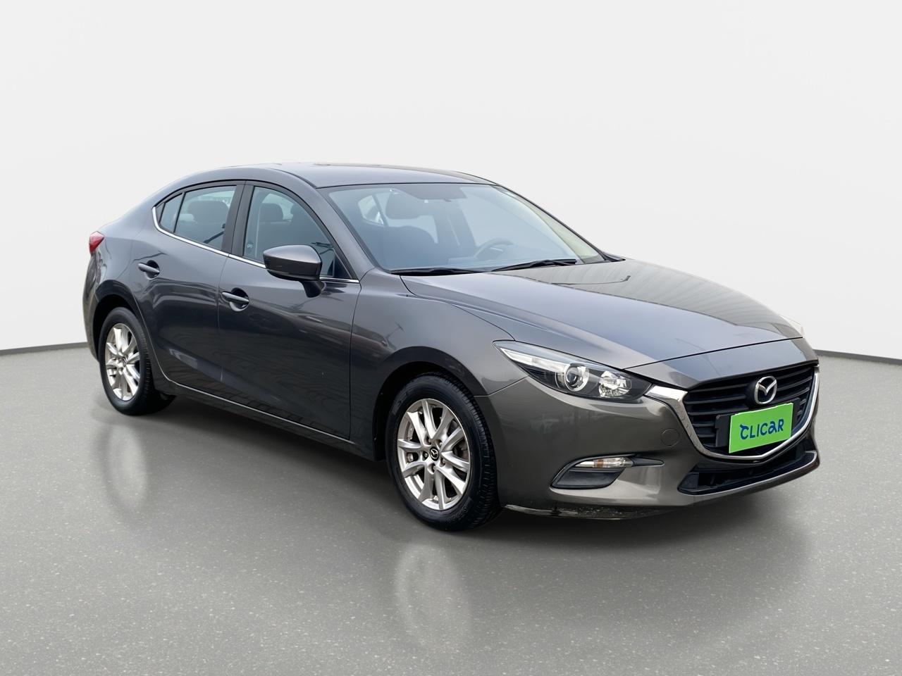 Automovil Mazda 3