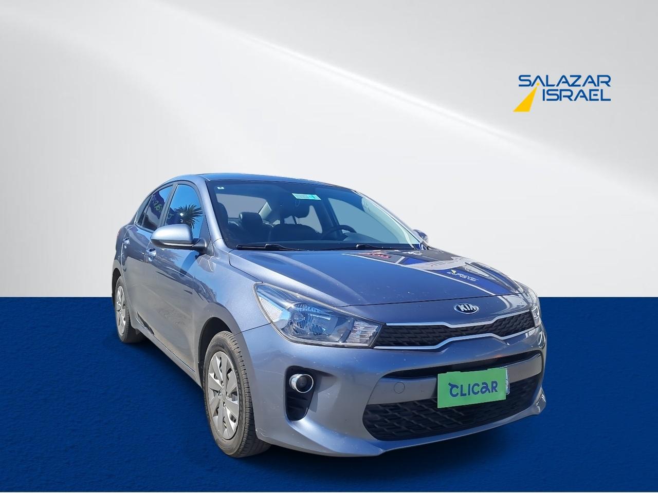 Sedan Kia Rio 4