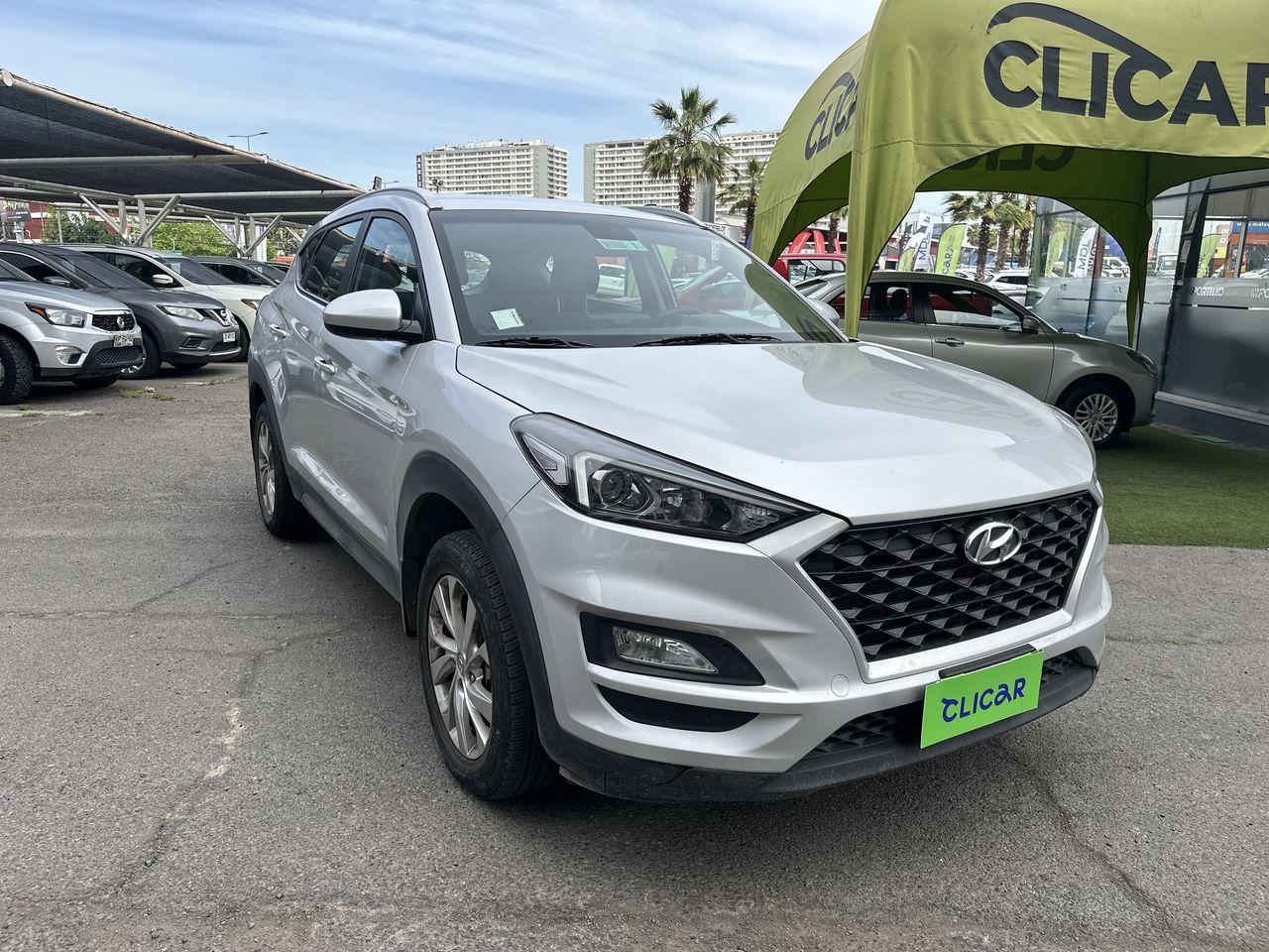 Station Wagon Hyundai Tucson