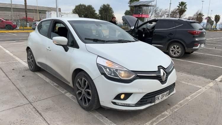Automovil Renault Clio